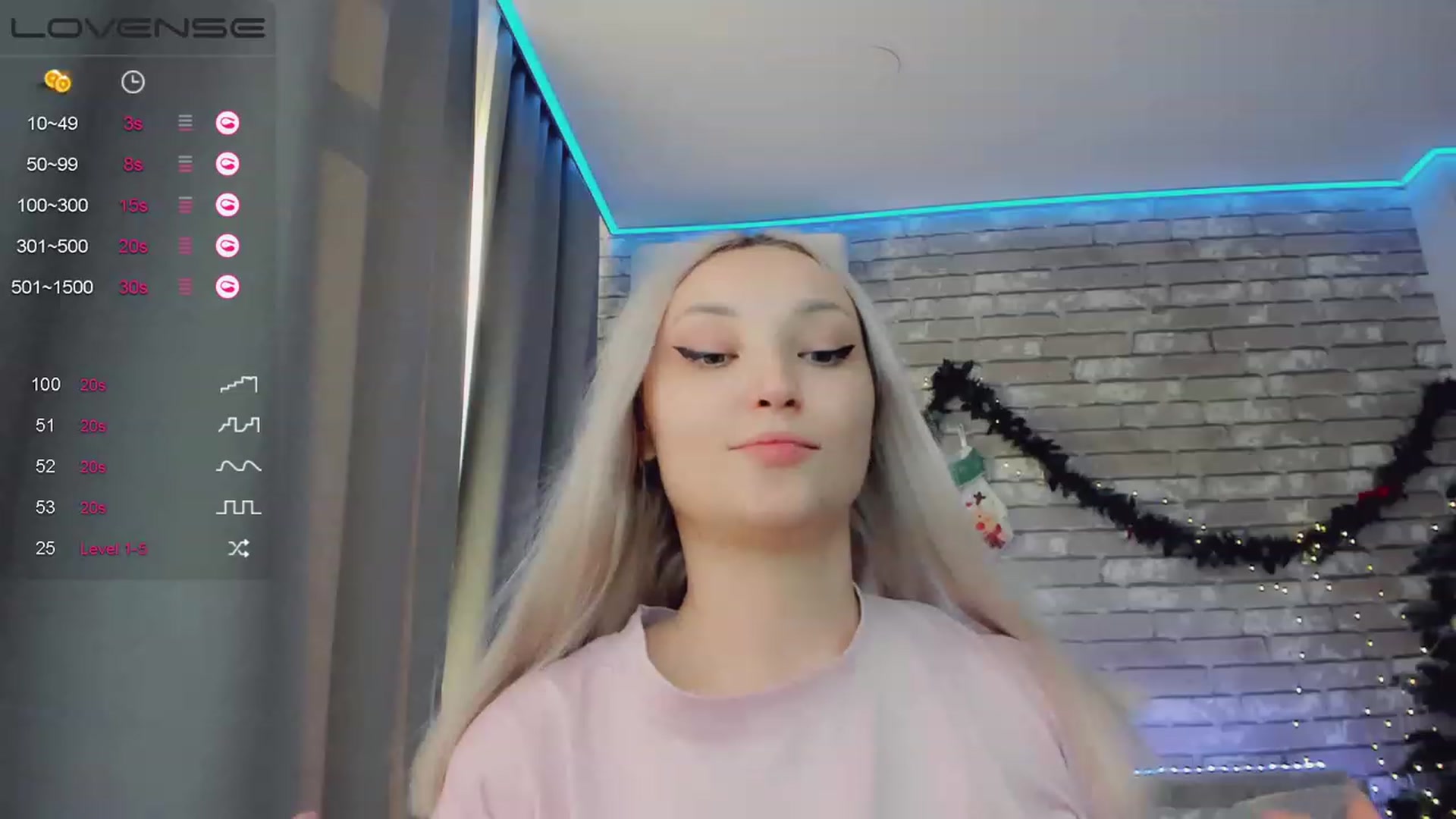 Gallery image thumbnail from LikaLighttt's myfreecams stream on, 12/28/2022, 06:30 image 11 of 20