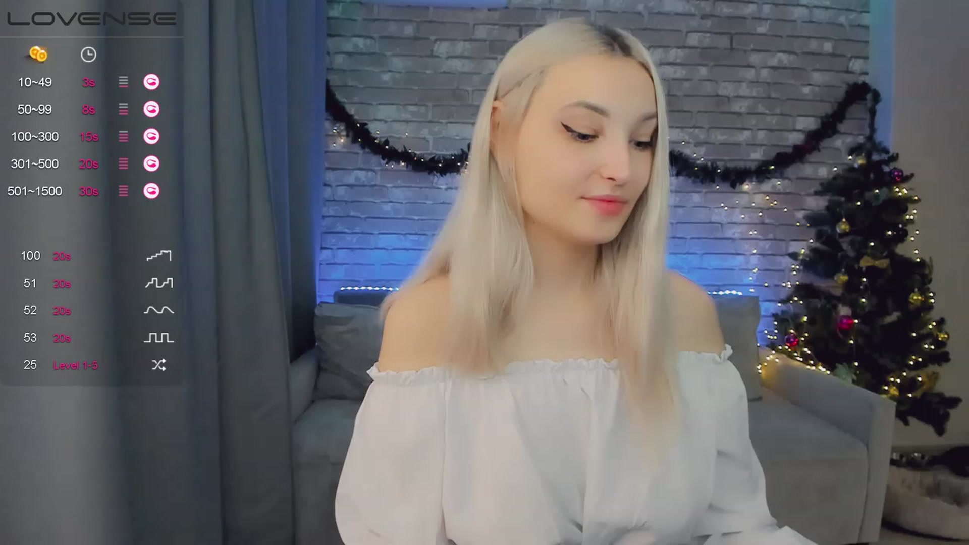 Gallery image thumbnail from LikaLighttt's myfreecams stream on, 01/03/2023, 04:46 image 9 of 20