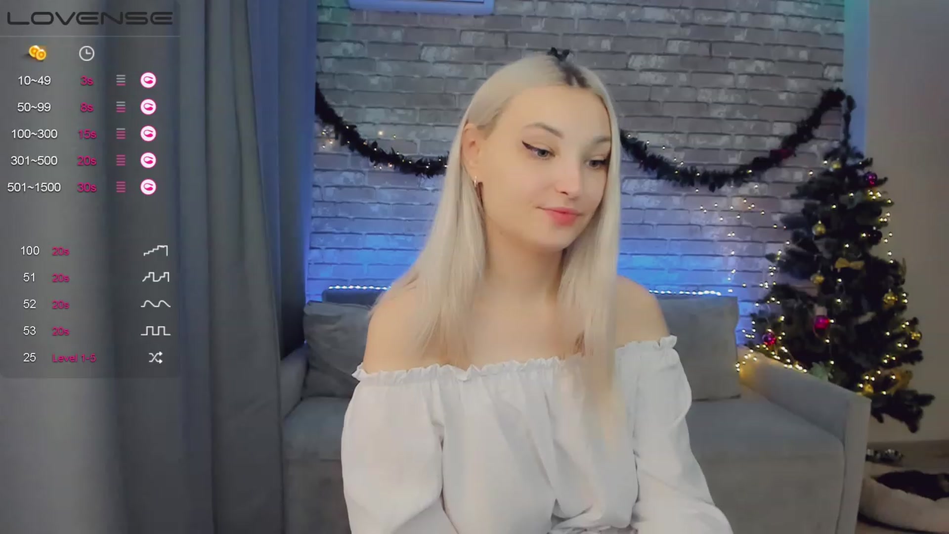 Gallery image thumbnail from LikaLighttt's myfreecams stream on, 01/03/2023, 04:46 image 18 of 20