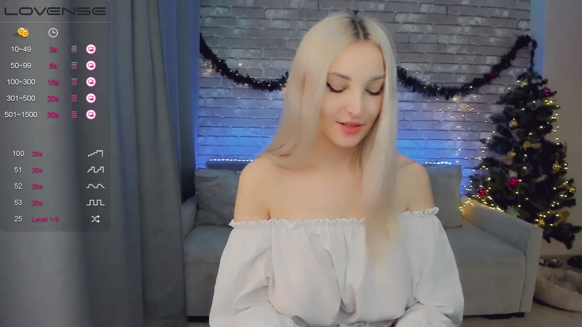 Gallery image thumbnail from LikaLighttt's myfreecams stream on, 01/03/2023, 07:13 image 8 of 20
