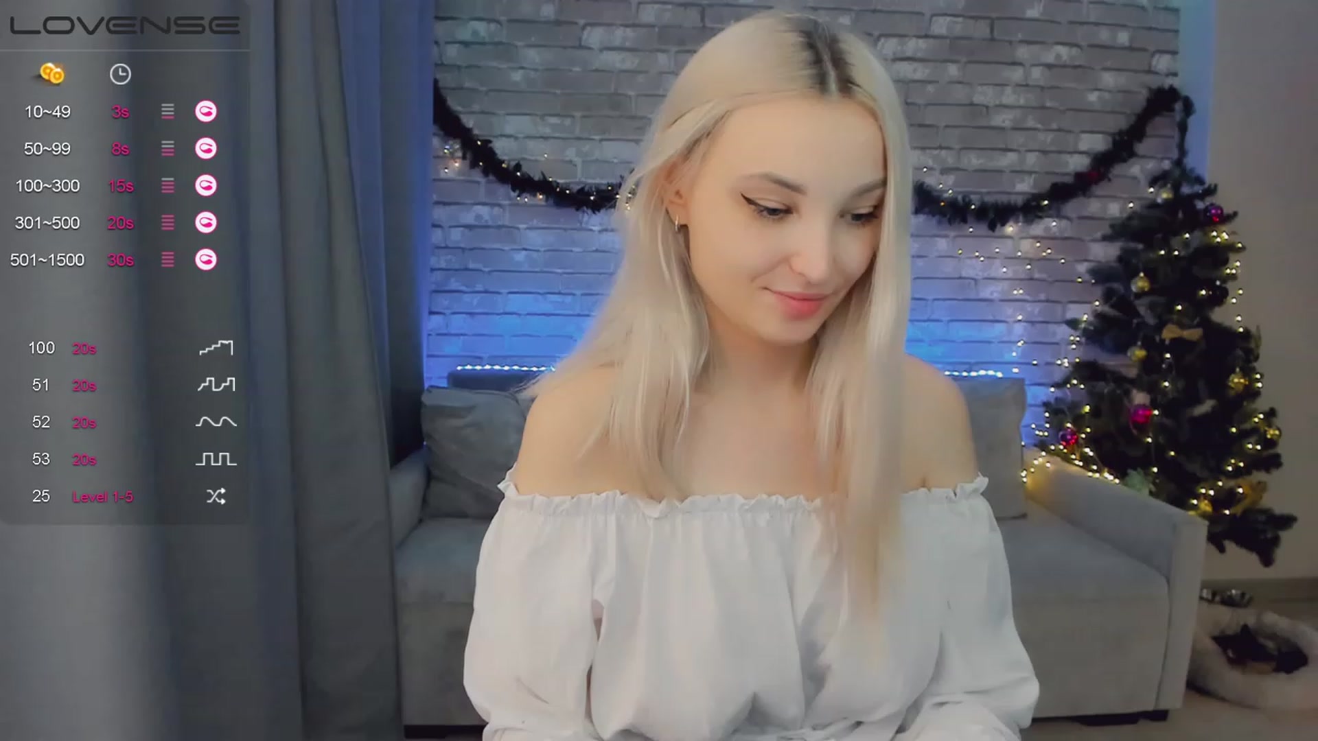 Gallery image thumbnail from LikaLighttt's myfreecams stream on, 01/03/2023, 07:13 image 16 of 20