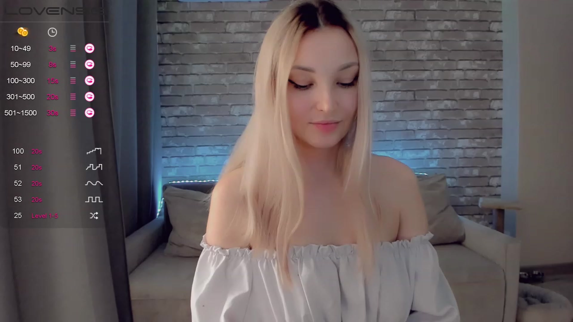 Gallery image thumbnail from LikaLighttt's myfreecams stream on, 02/08/2023, 04:11 image 18 of 20