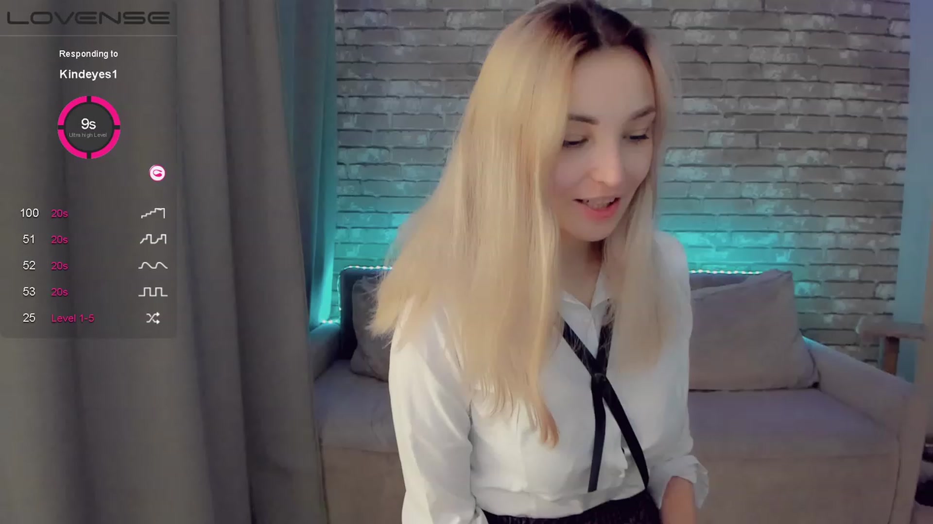 Gallery image thumbnail from LikaLighttt's myfreecams stream on, 02/20/2023, 03:22 image 12 of 20