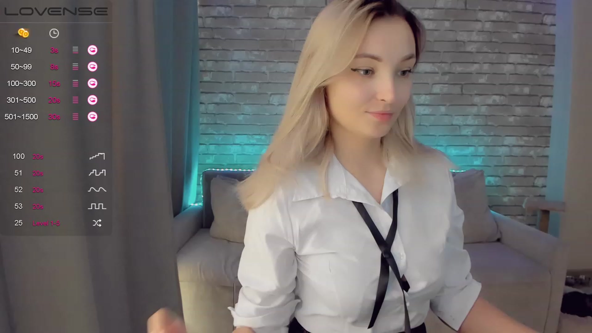 Gallery image thumbnail from LikaLighttt's myfreecams stream on, 02/20/2023, 05:08 image 10 of 20