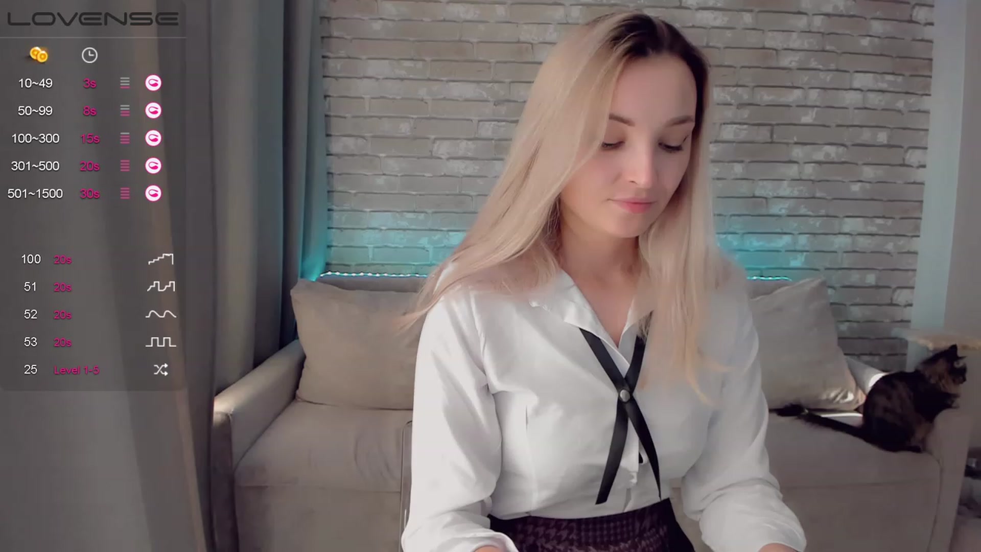 Gallery image thumbnail from LikaLighttt's myfreecams stream on, 02/20/2023, 05:28 image 10 of 20