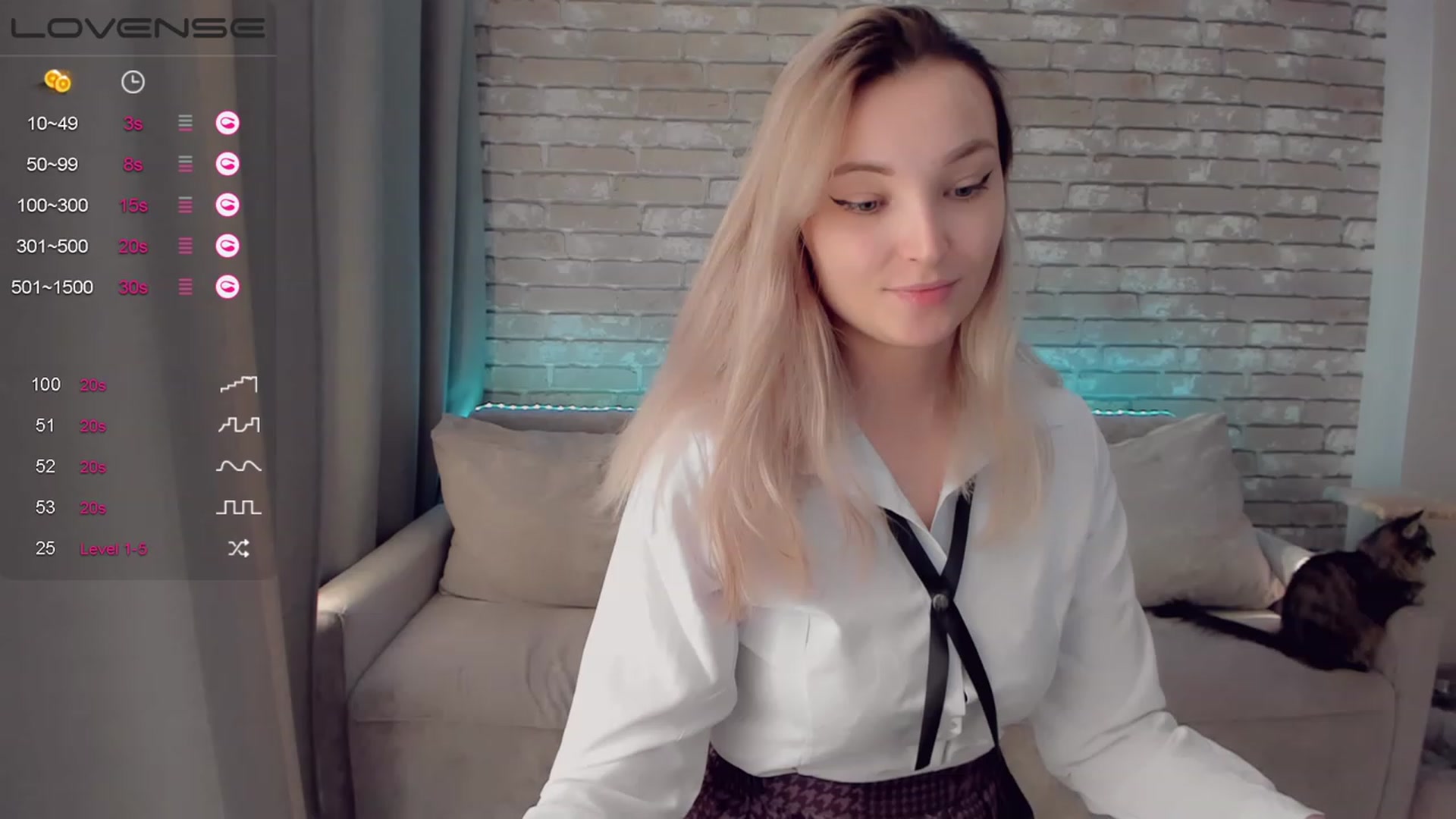 Gallery image thumbnail from LikaLighttt's myfreecams stream on, 02/20/2023, 05:28 image 8 of 20