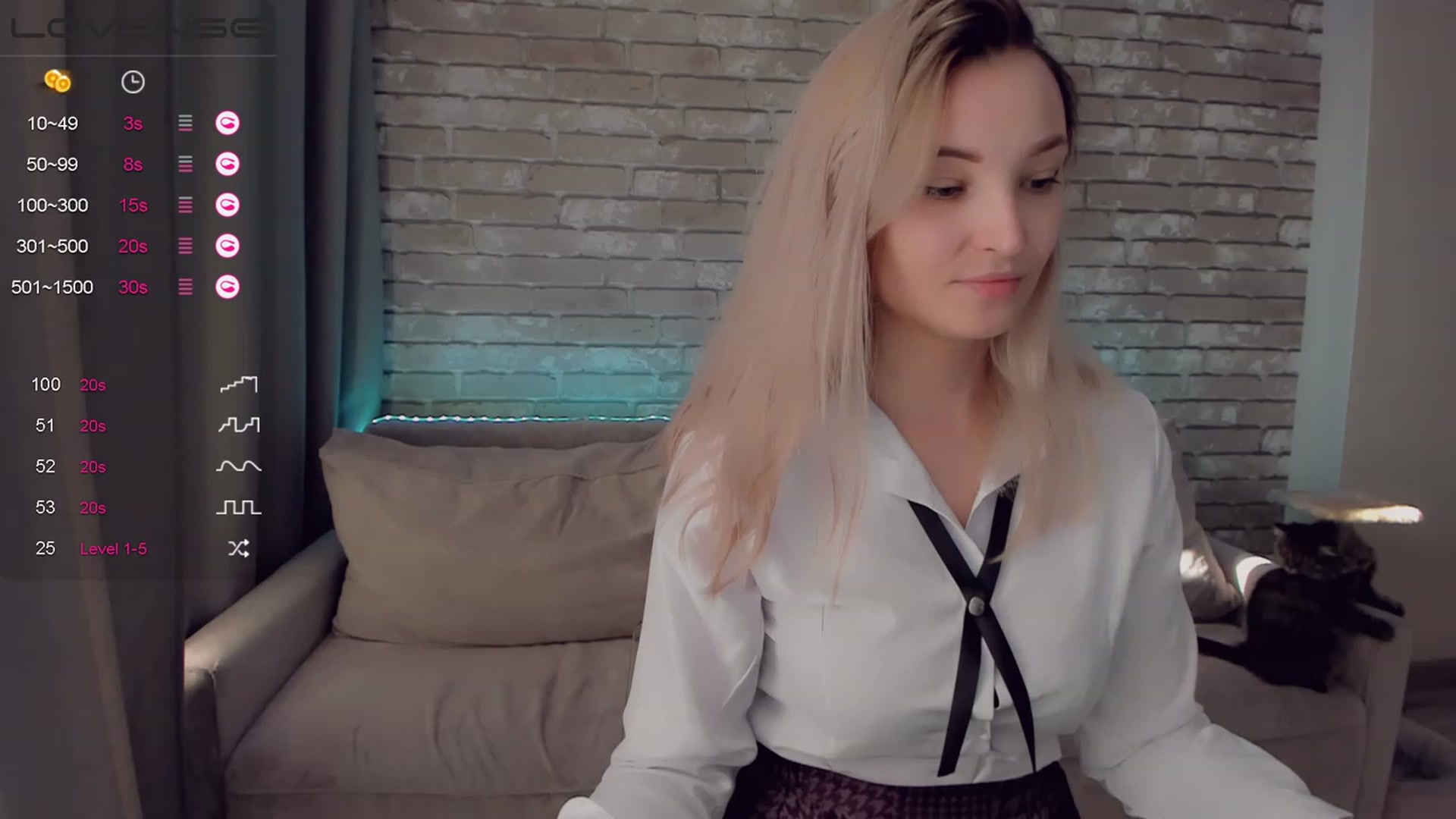 Gallery image thumbnail from LikaLighttt's myfreecams stream on, 02/20/2023, 05:28 image 16 of 20