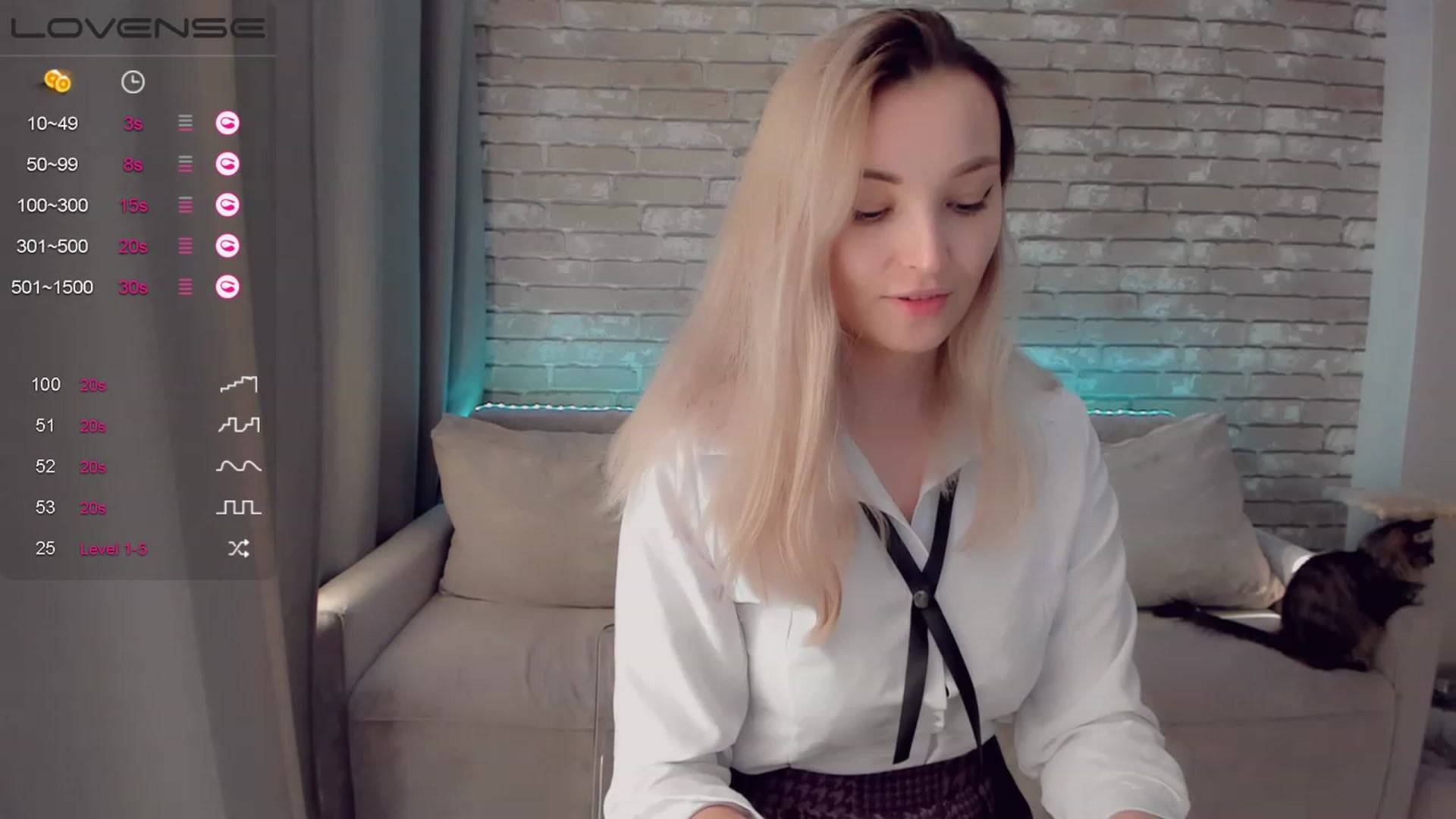 Gallery image thumbnail from LikaLighttt's myfreecams stream on, 02/20/2023, 05:28 image 9 of 20
