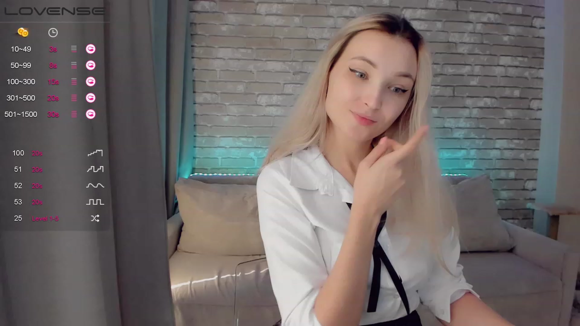 Gallery image thumbnail from LikaLighttt's myfreecams stream on, 02/20/2023, 06:17 image 8 of 20