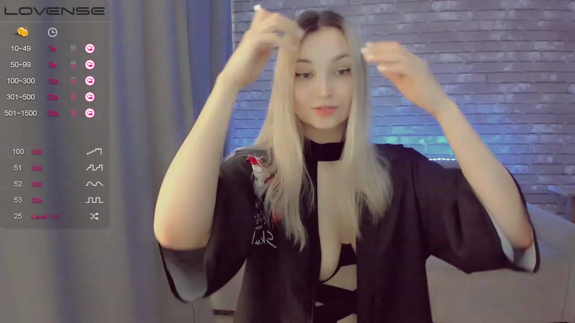 Gallery image thumbnail from LikaLighttt's myfreecams stream on, 03/10/2023, 05:34 image 6 of 20