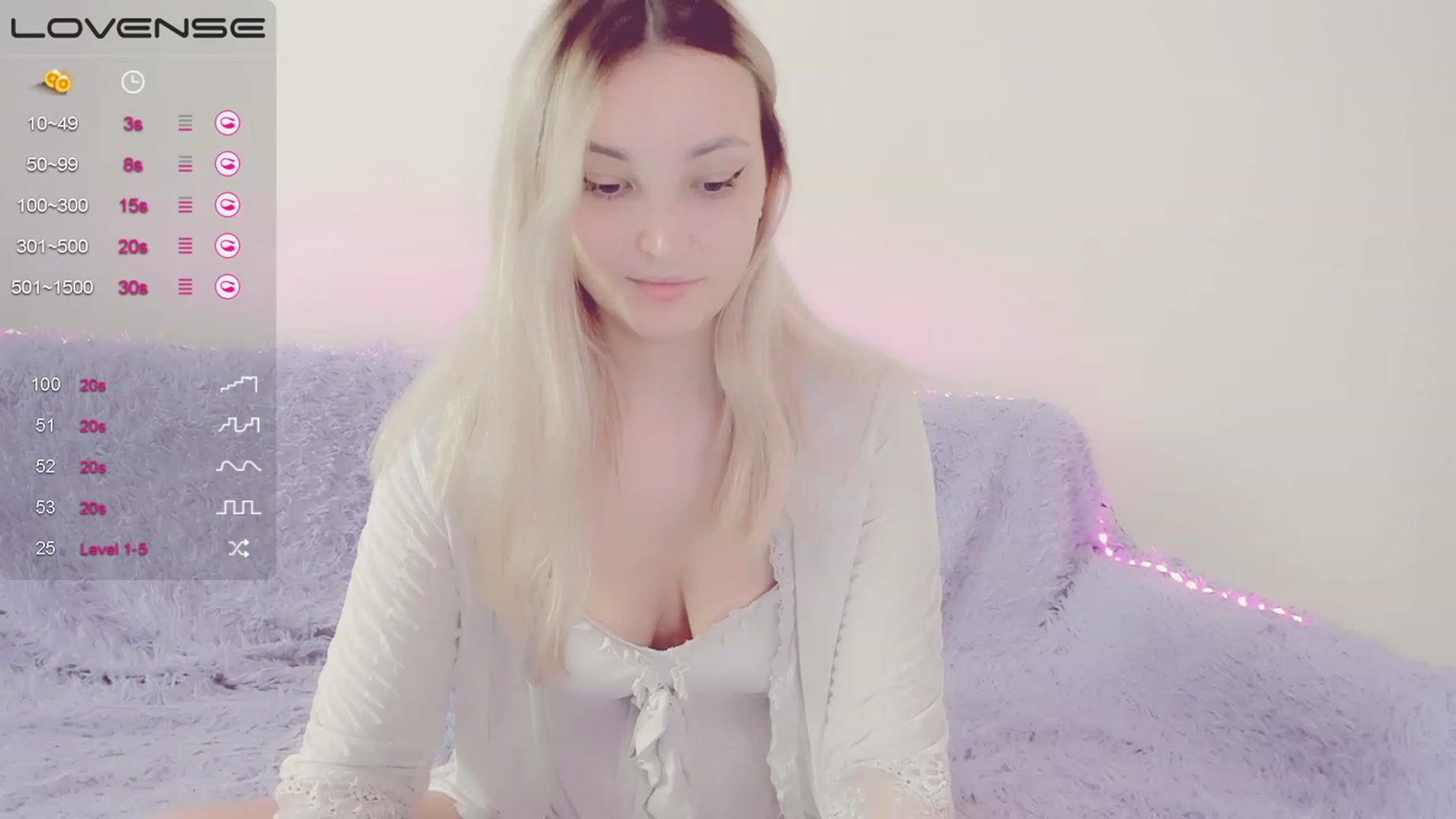 Gallery image thumbnail from LikaLighttt's myfreecams stream on, 04/08/2023, 04:37 image 4 of 20