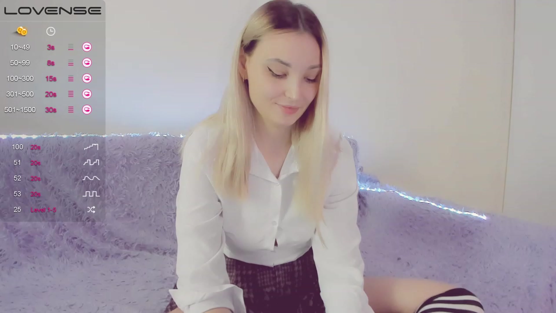 Gallery image thumbnail from LikaLighttt's myfreecams stream on, 04/12/2023, 04:40 image 5 of 20