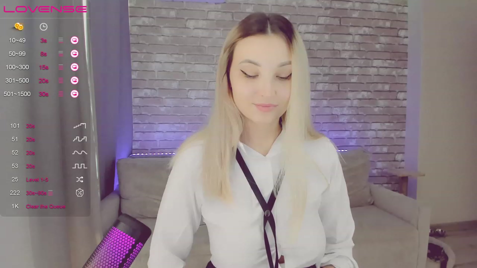 Gallery image thumbnail from LikaLighttt's myfreecams stream on, 04/23/2023, 05:32 image 6 of 20