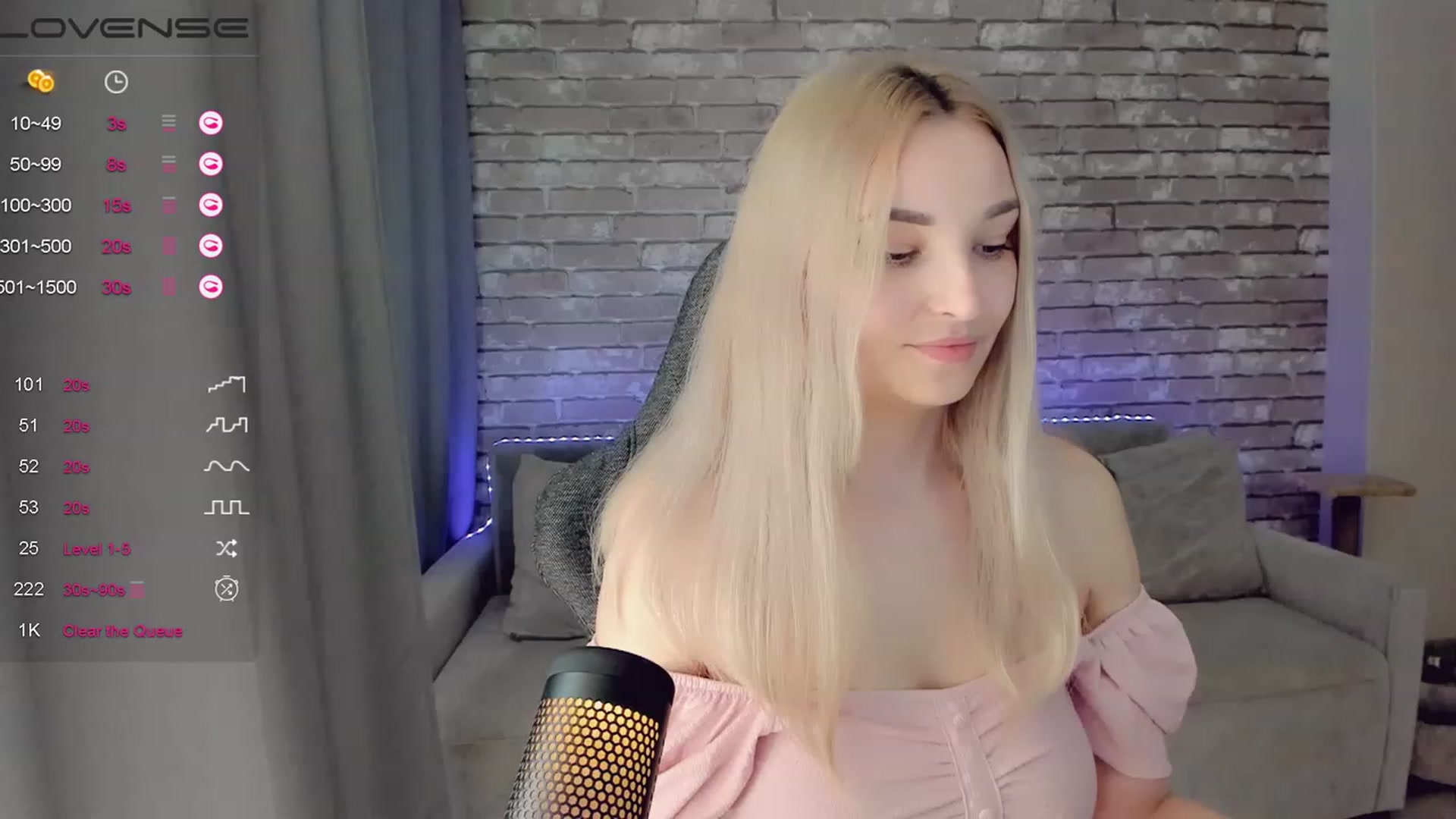 Gallery image thumbnail from LikaLighttt's myfreecams stream on, 05/22/2023, 03:34 image 3 of 20