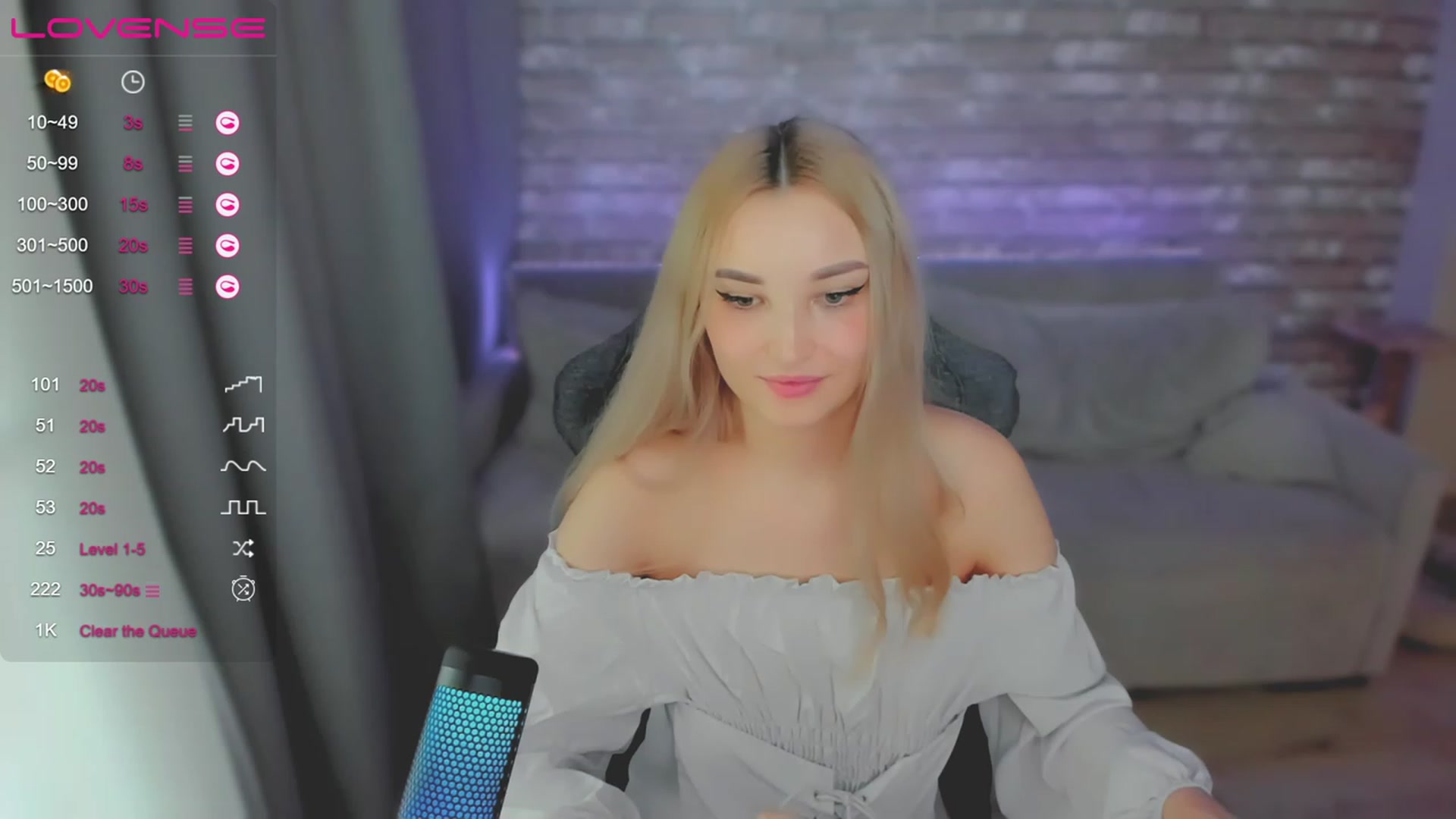 Gallery image thumbnail from LikaLighttt's myfreecams stream on, 05/31/2023, 11:28 image 19 of 20
