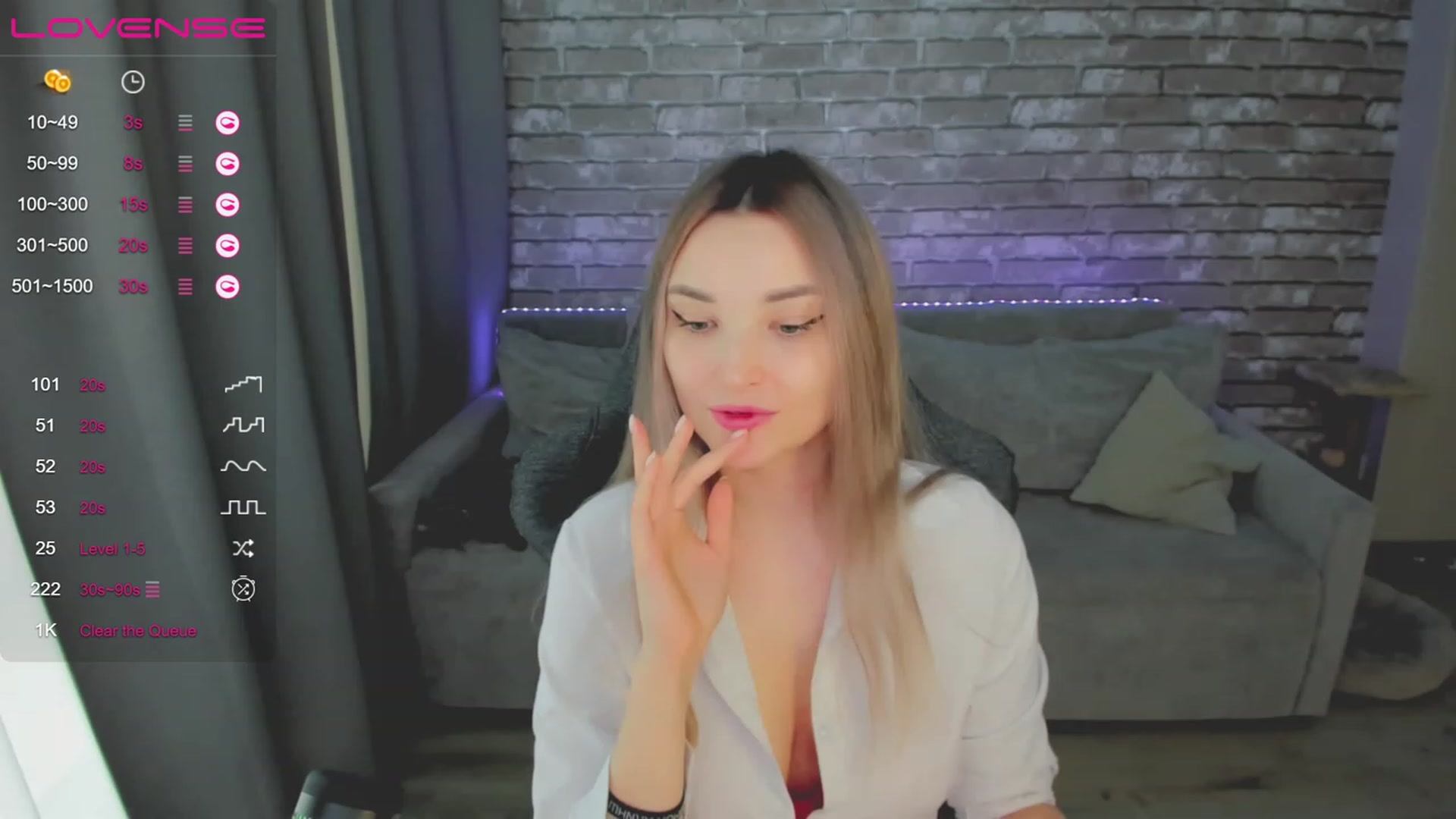 Gallery image thumbnail from LikaLighttt's myfreecams stream on, 06/02/2023, 08:14 image 16 of 20