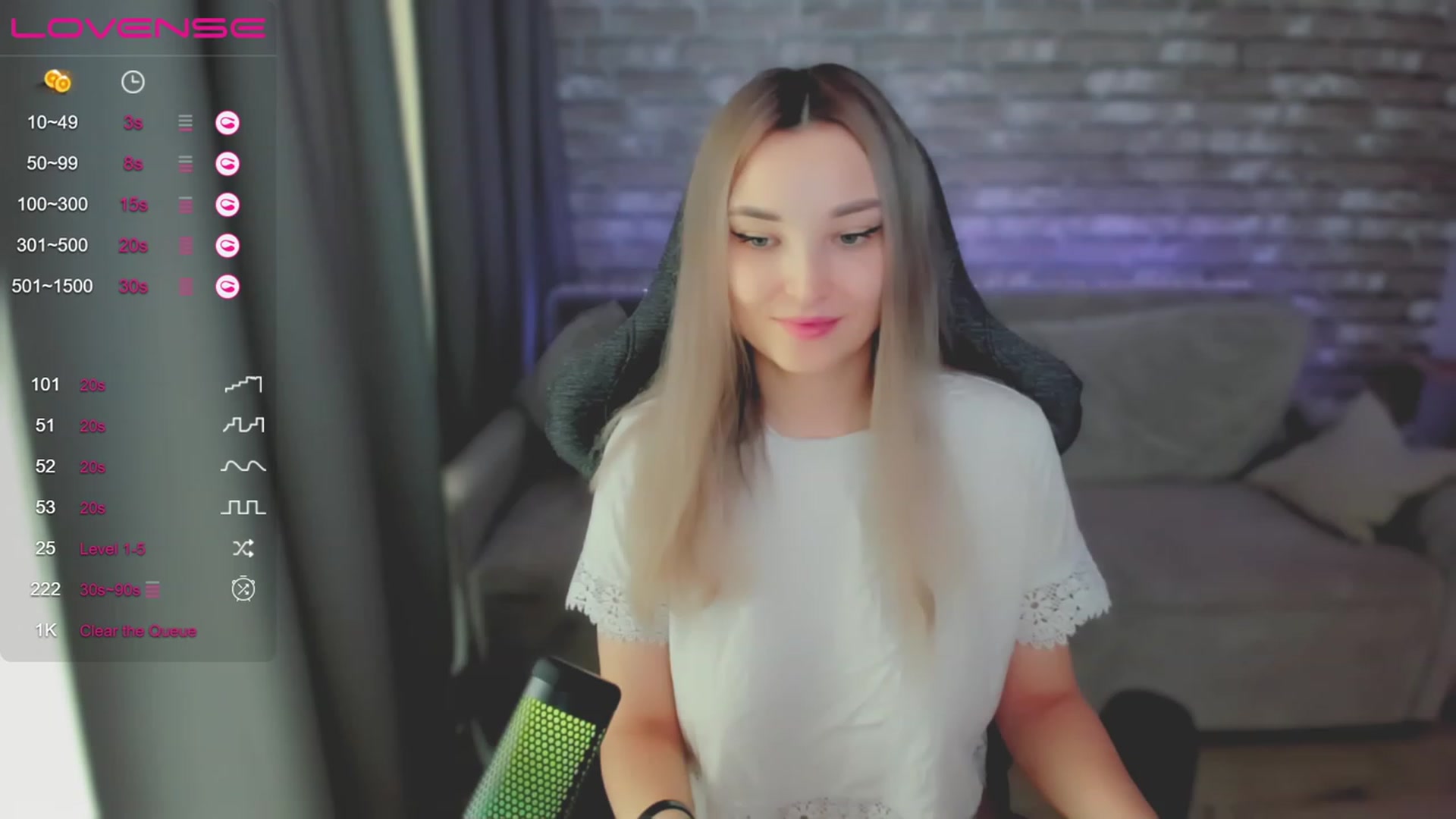 Gallery image thumbnail from LikaLighttt's myfreecams stream on, 06/06/2023, 07:05 image 3 of 20