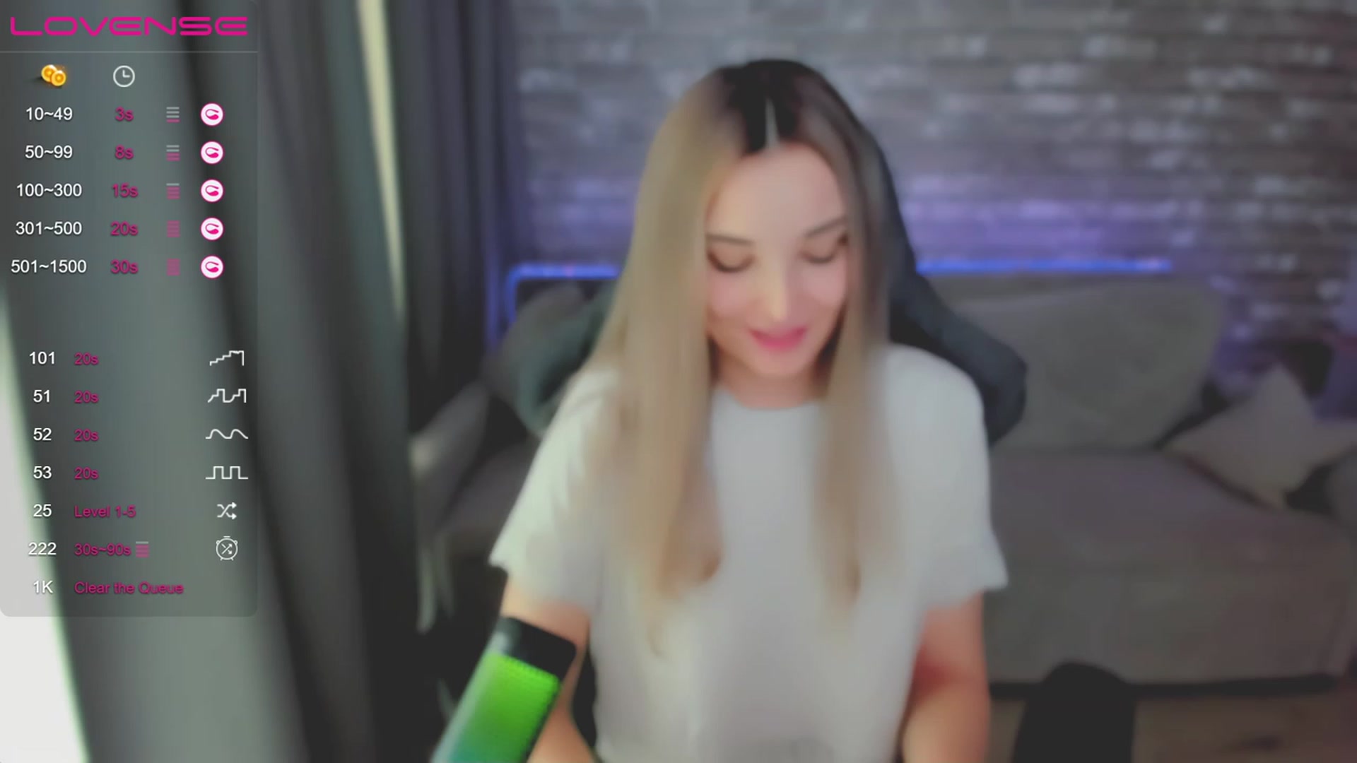 Gallery image thumbnail from LikaLighttt's myfreecams stream on, 06/06/2023, 07:05 image 13 of 20