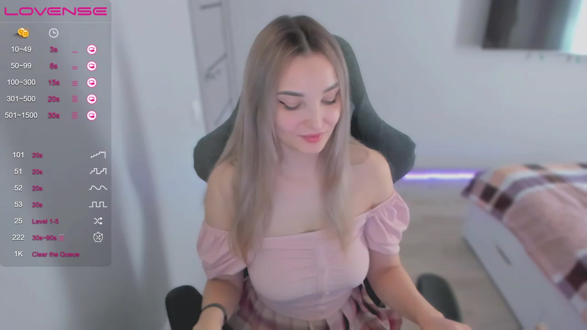 Gallery image thumbnail from LikaLighttt's myfreecams stream on, 06/12/2023, 03:43 image 8 of 20