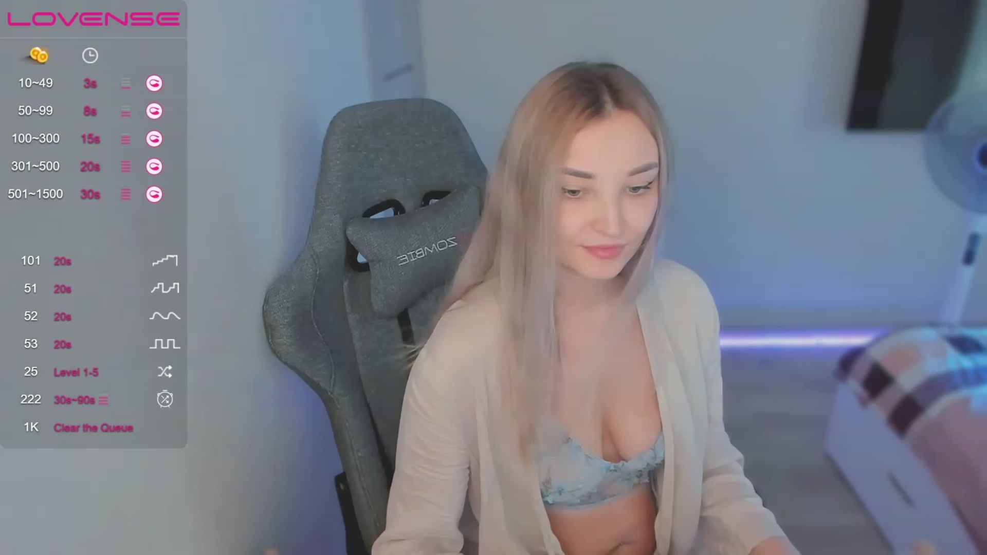 Gallery image thumbnail from LikaLighttt's myfreecams stream on, 06/19/2023, 07:04 image 13 of 20