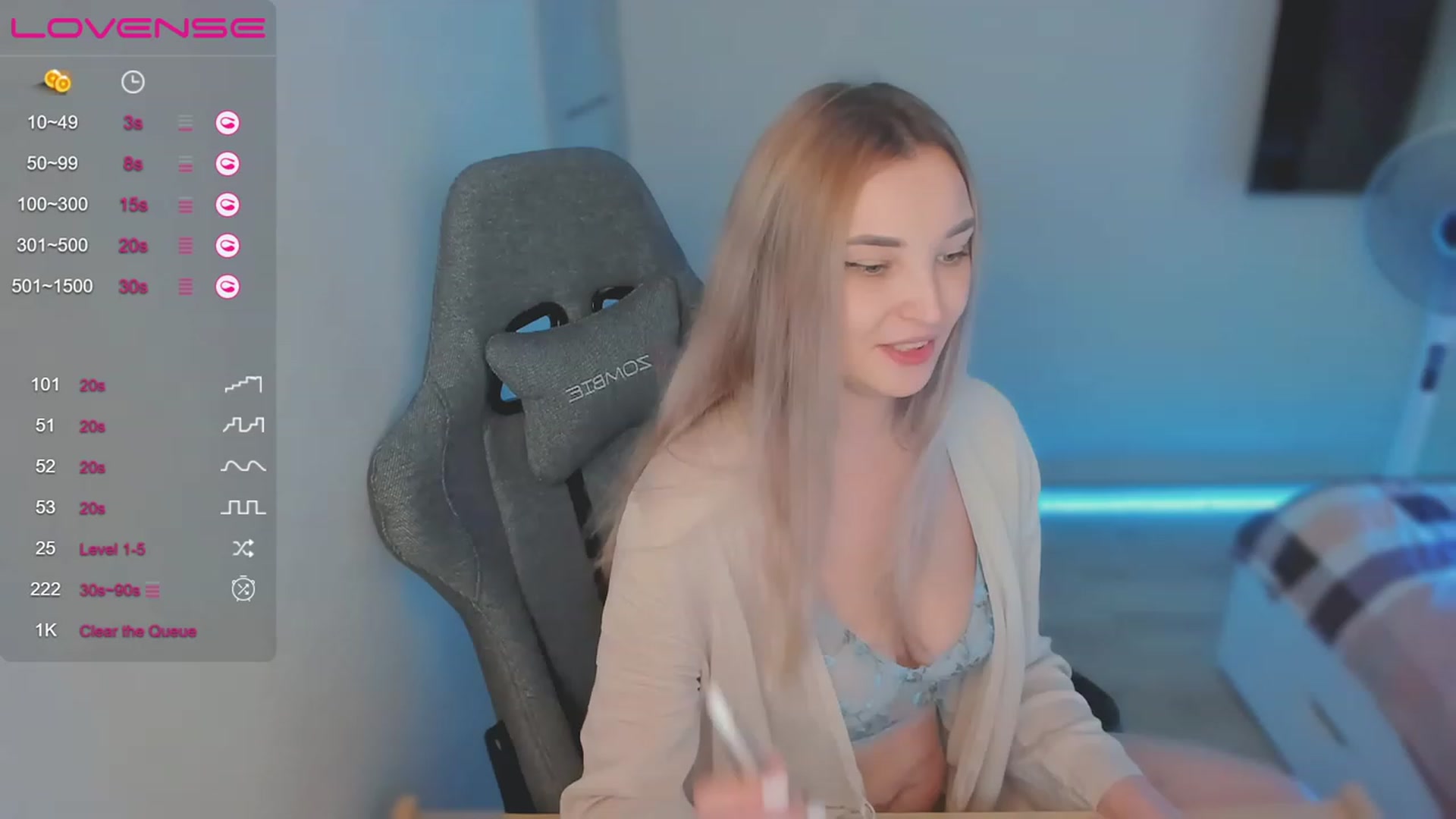 Gallery image thumbnail from LikaLighttt's myfreecams stream on, 06/19/2023, 07:04 image 20 of 20