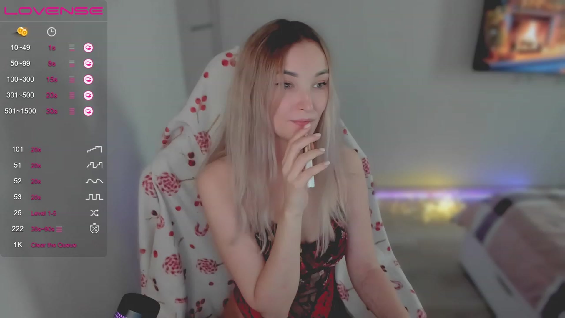 Gallery image thumbnail from LikaLighttt's myfreecams stream on, 12/24/2023, 05:15 image 13 of 20