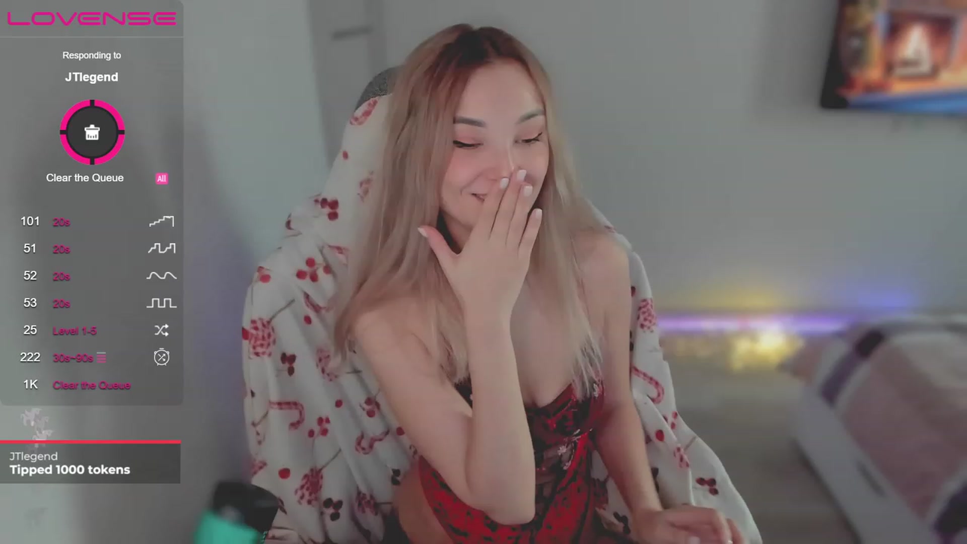 Gallery image thumbnail from LikaLighttt's myfreecams stream on, 12/24/2023, 05:45 image 16 of 20