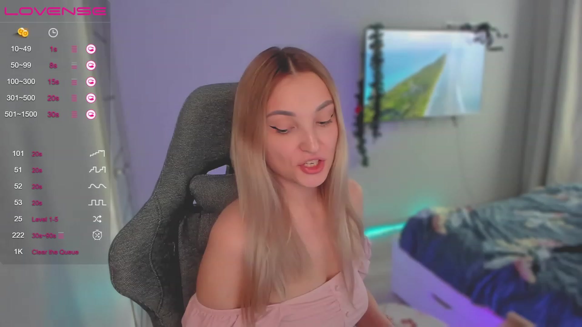 Gallery image thumbnail from LikaLighttt's myfreecams stream on, 01/10/2024, 05:01 image 6 of 20