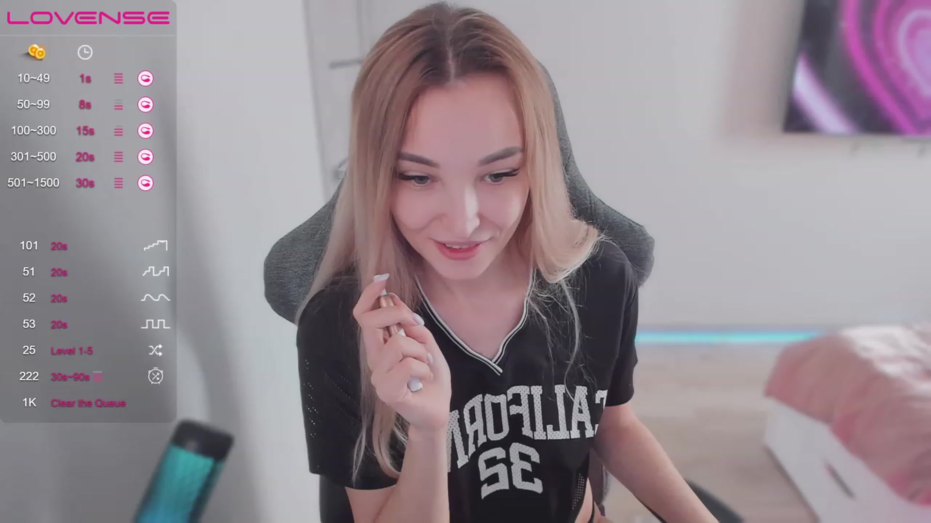 Gallery image thumbnail from LikaLighttt's myfreecams stream on, 02/26/2024, 05:43 image 8 of 20