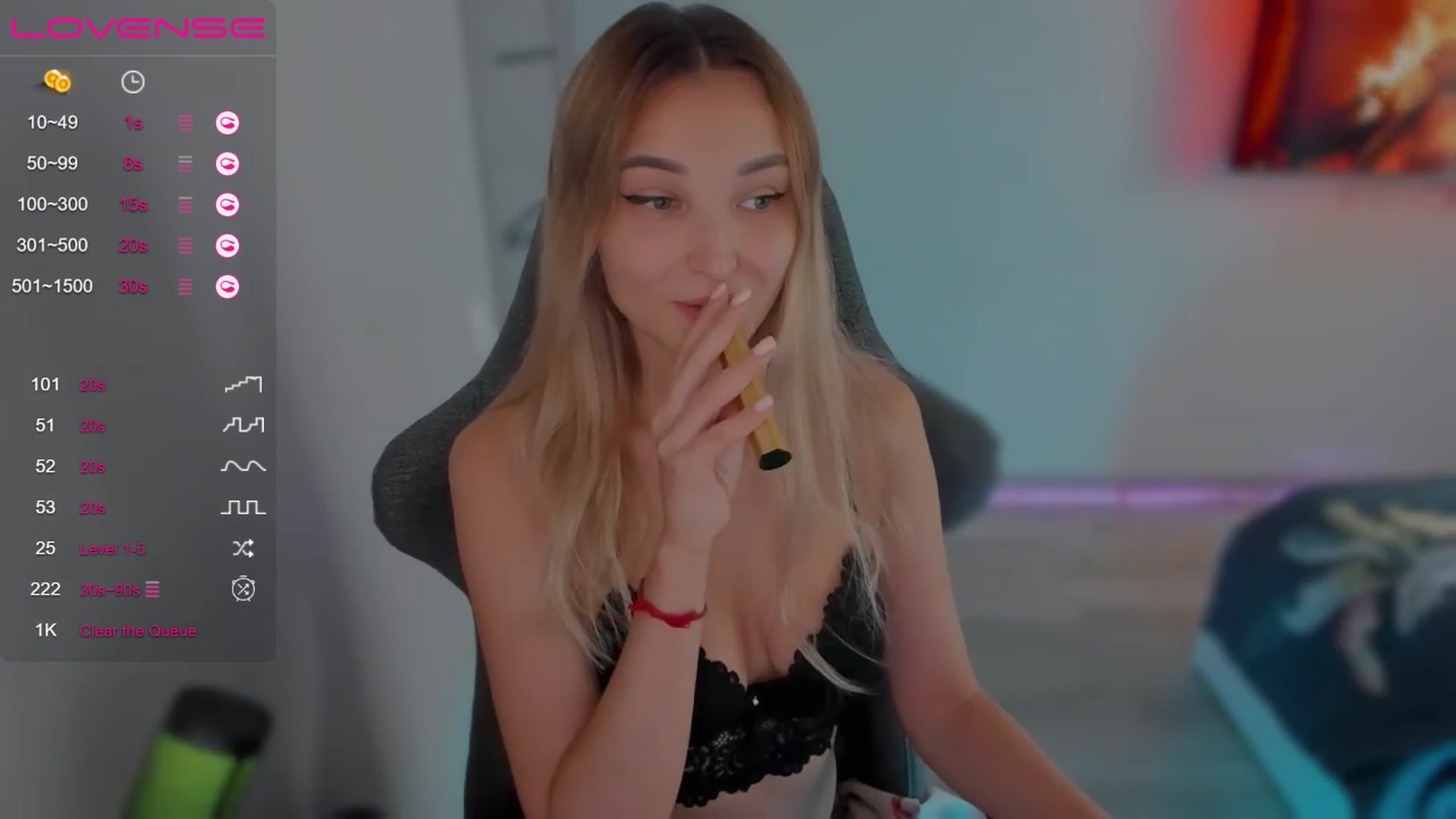 Gallery image thumbnail from LikaLighttt's myfreecams stream on, 03/30/2024, 03:37 image 8 of 20