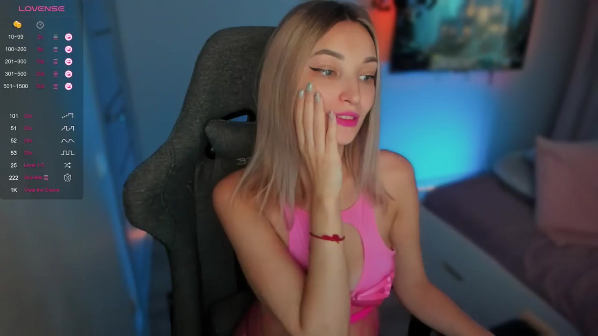 Gallery image thumbnail from LikaLighttt's myfreecams stream on, 10/28/2024, 03:30 image 19 of 20