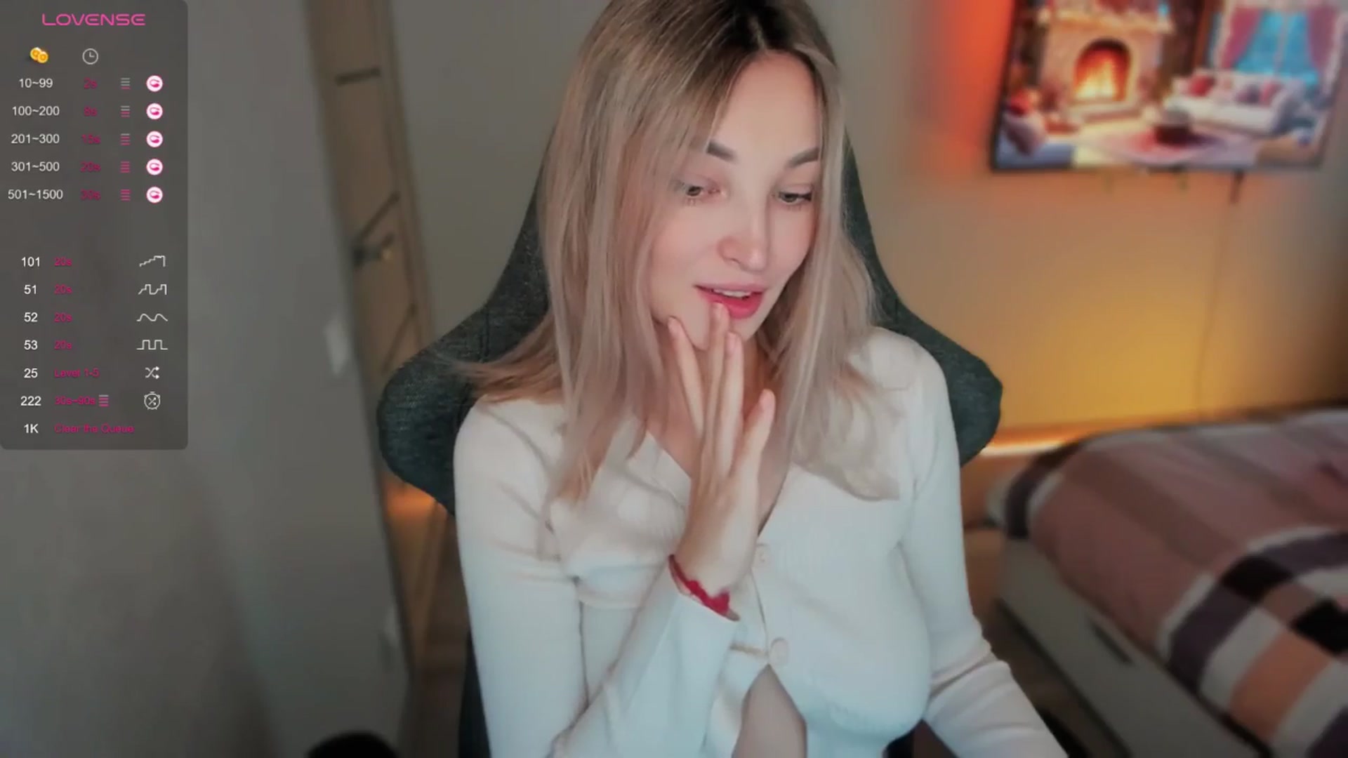 Gallery image thumbnail from LikaLighttt's myfreecams stream on, 11/19/2024, 03:01 image 5 of 20