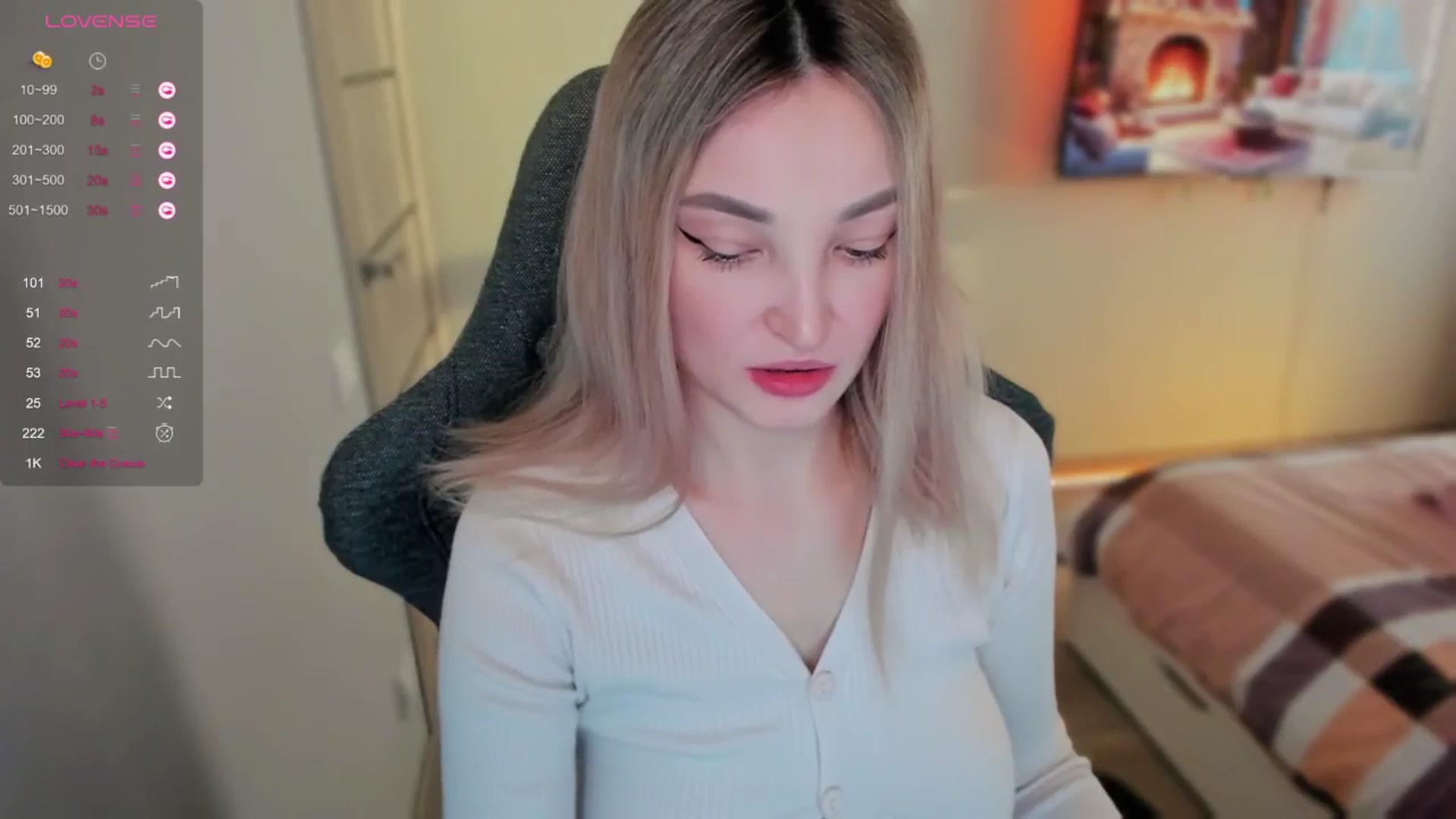 Gallery image thumbnail from LikaLighttt's myfreecams stream on, 11/19/2024, 03:01 image 17 of 20