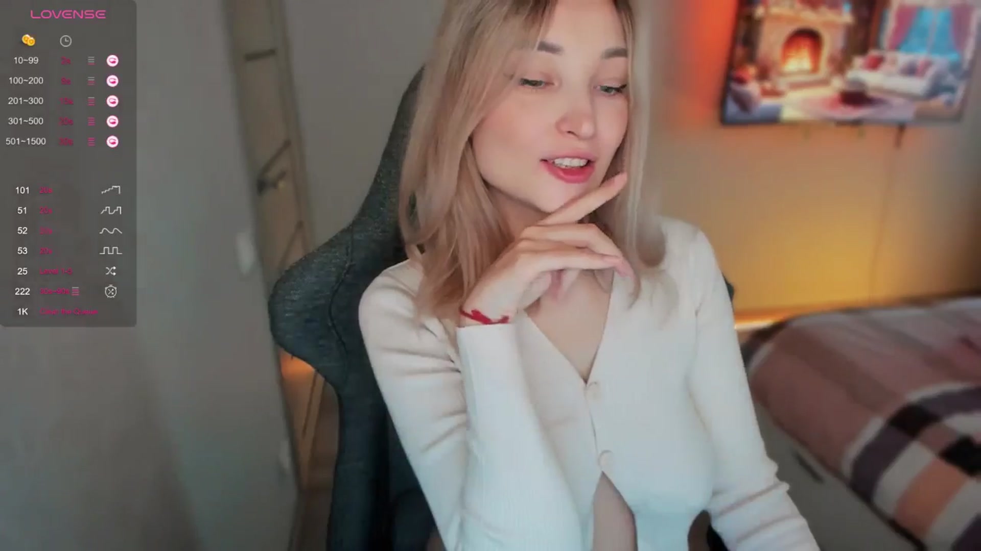 Gallery image thumbnail from LikaLighttt's myfreecams stream on, 11/19/2024, 03:01 image 7 of 20