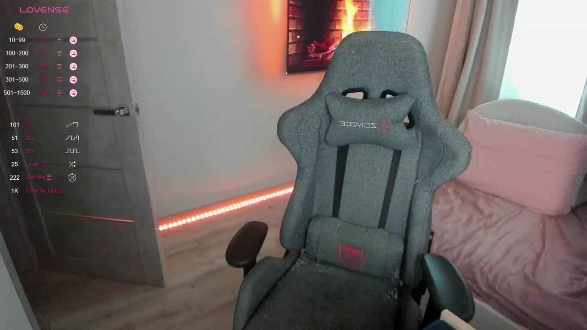 Gallery image thumbnail from LikaLighttt's myfreecams stream on, 11/30/2024, 05:43 image 2 of 20