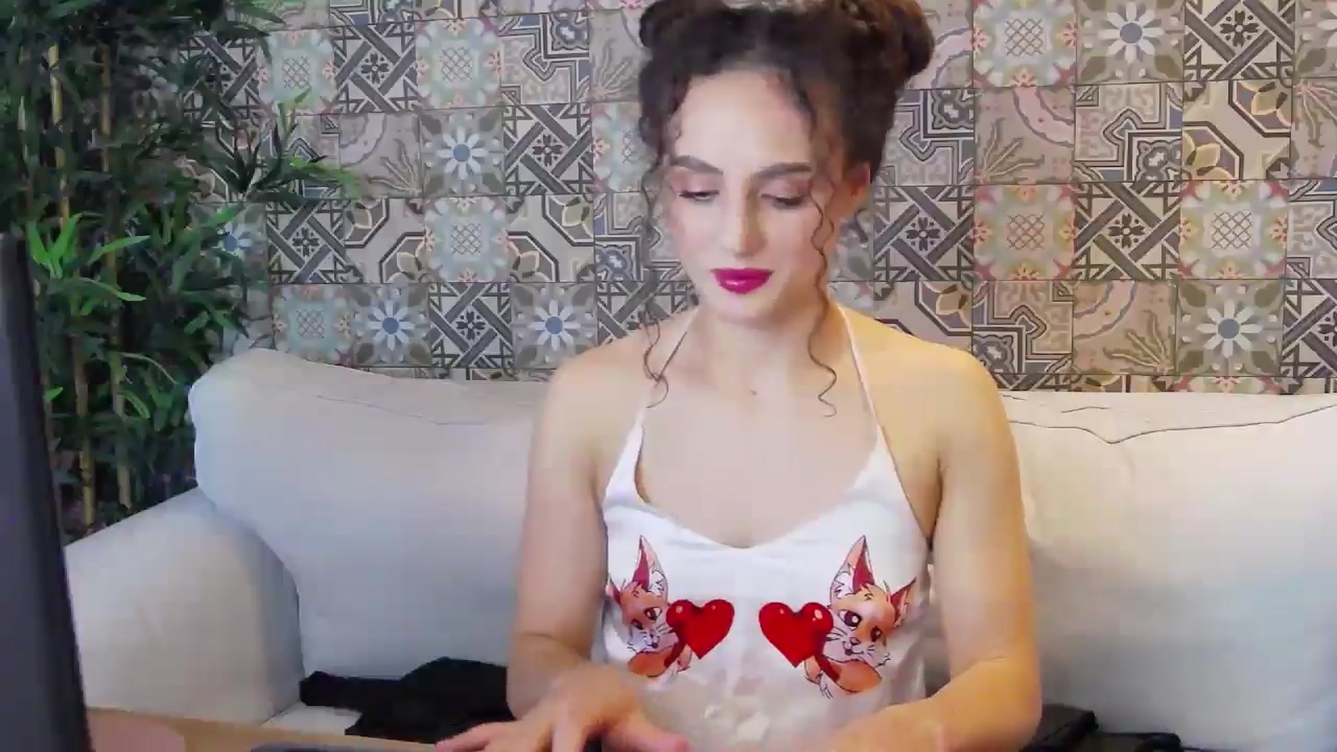Gallery image thumbnail from LikeSelena's myfreecams stream on, 05/09/2024, 23:04 image 10 of 20