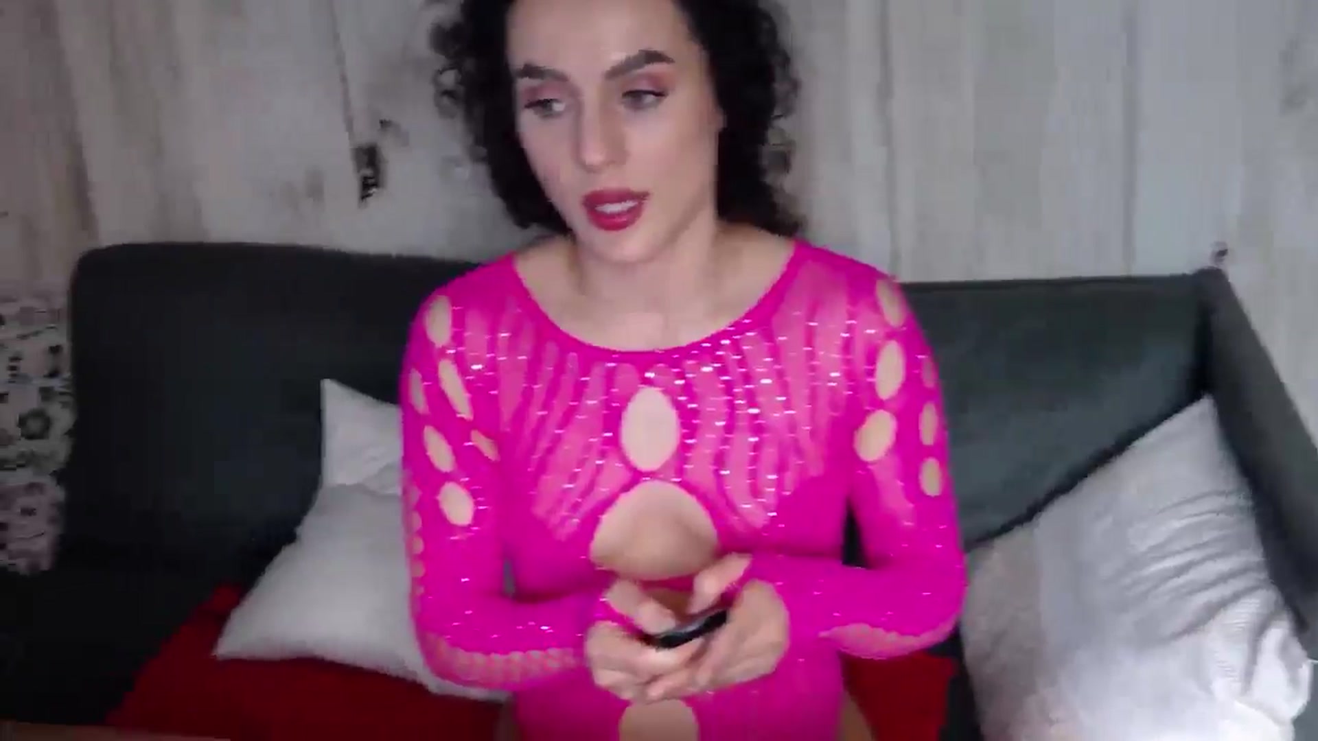 Gallery image thumbnail from LikeSelena's myfreecams stream on, 05/21/2024, 18:19 image 15 of 20
