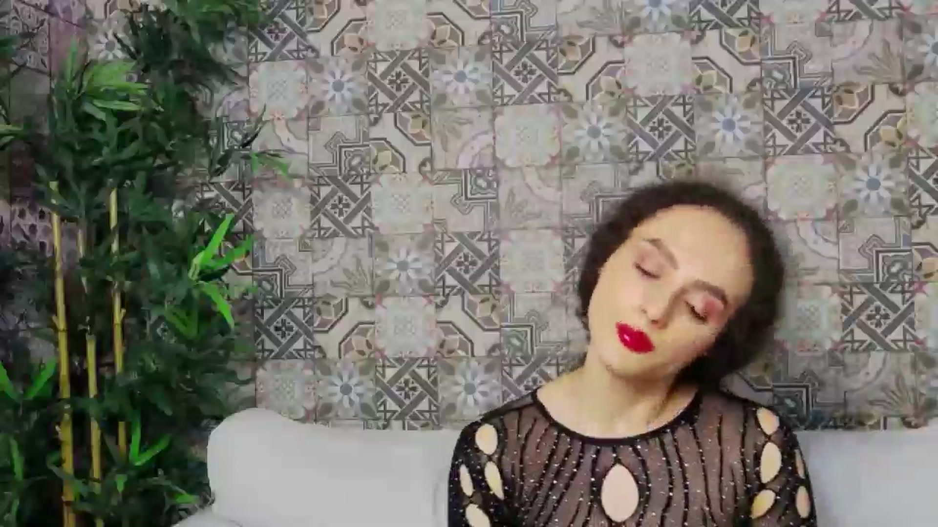 Gallery image thumbnail from LikeSelena's myfreecams stream on, 06/01/2024, 17:37 image 13 of 20