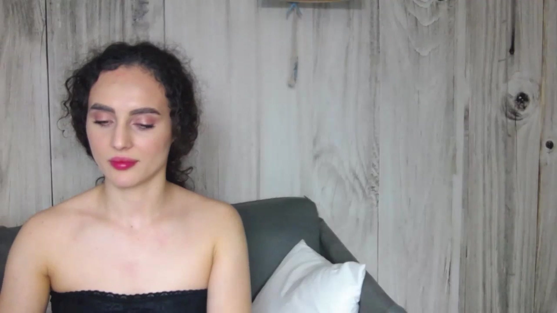 Gallery image thumbnail from LikeSelena's myfreecams stream on, 06/19/2024, 19:34 image 12 of 20