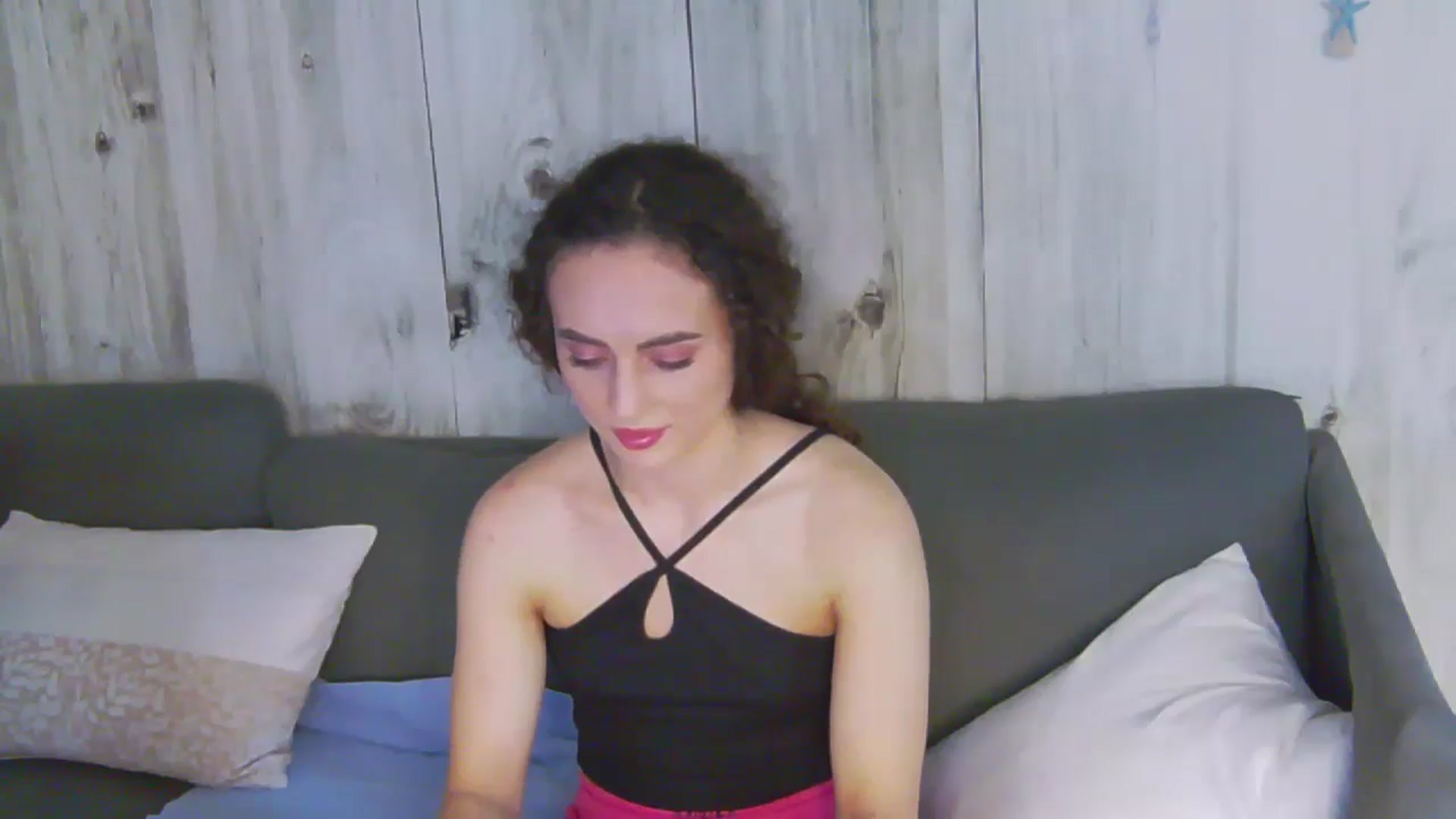 Gallery image thumbnail from LikeSelena's myfreecams stream on, 06/25/2024, 17:11 image 15 of 20