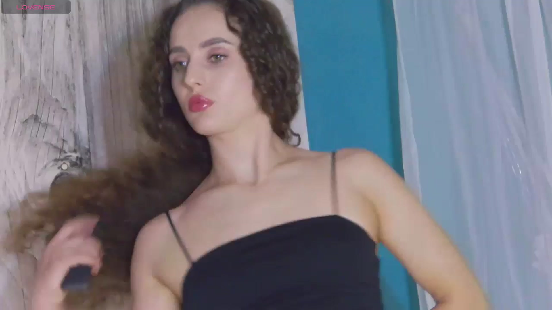 Gallery image thumbnail from LikeSelena's myfreecams stream on, 06/28/2024, 19:37 image 2 of 20