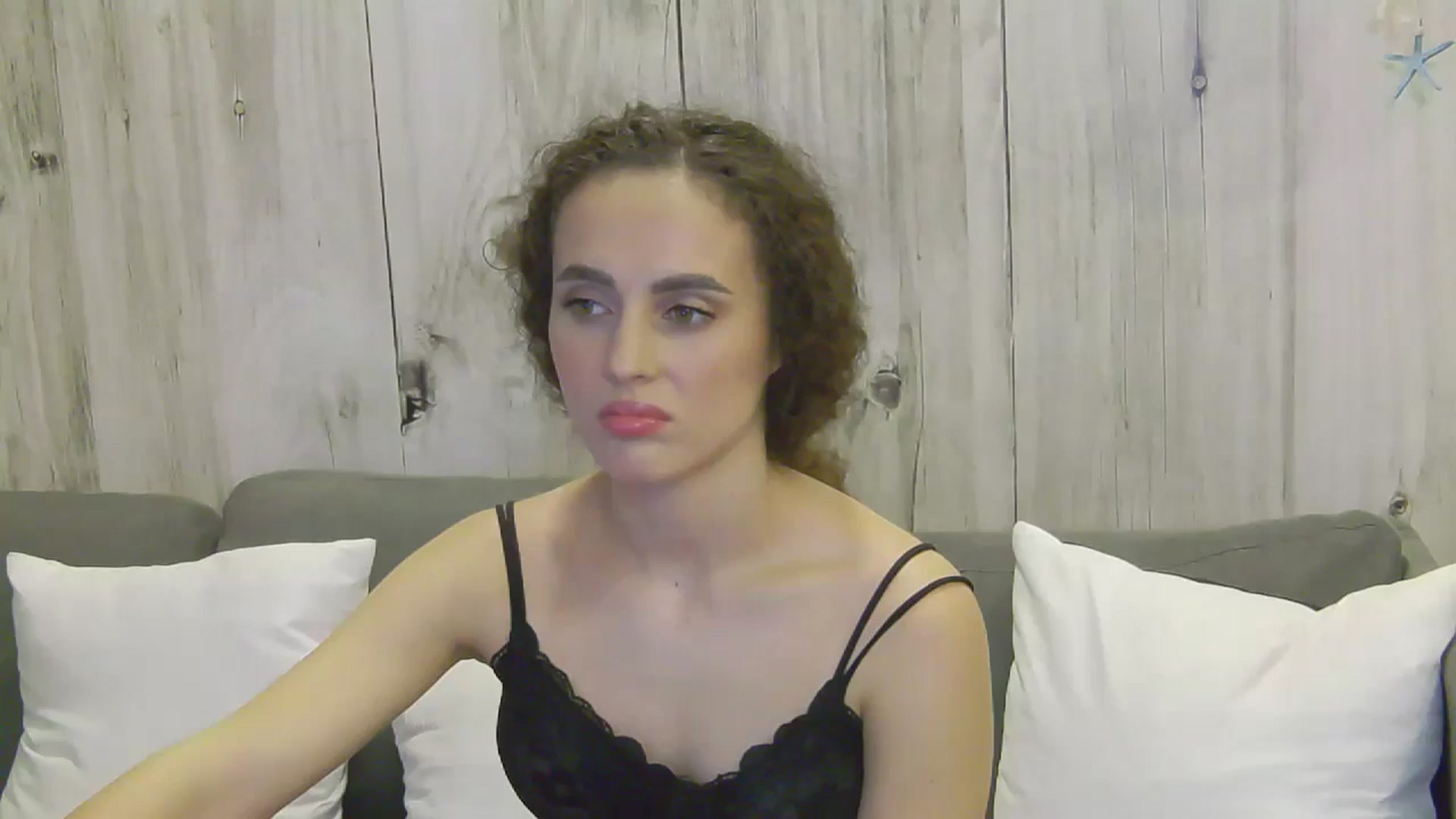 Gallery image thumbnail from LikeSelena's myfreecams stream on, 07/18/2024, 21:54 image 19 of 20