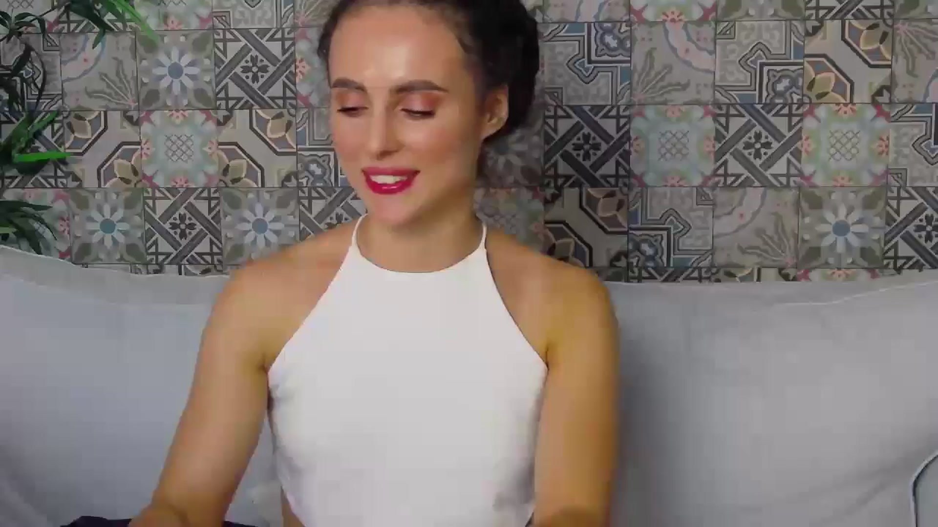Gallery image thumbnail from LikeSelena's myfreecams stream on, 07/23/2024, 18:17 image 19 of 20
