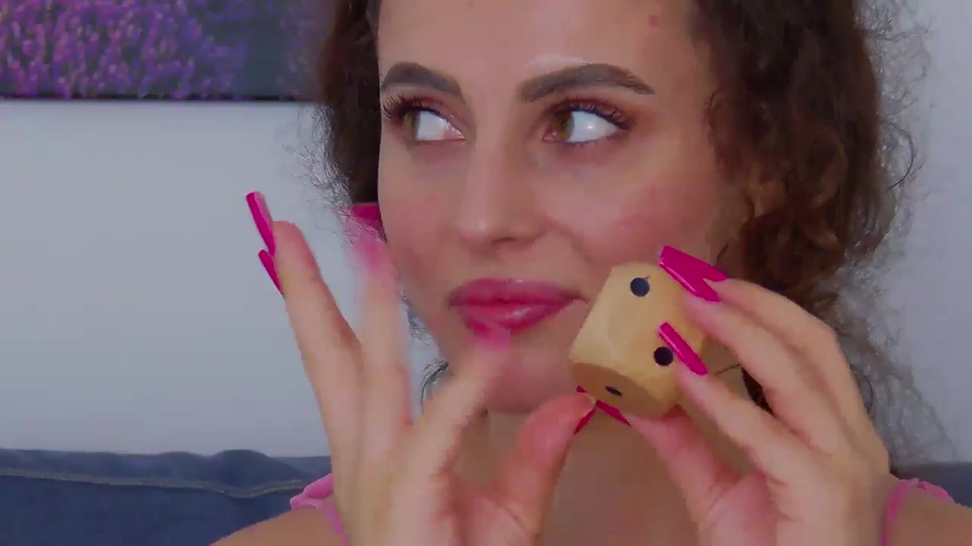 Gallery image thumbnail from LikeSelena's myfreecams stream on, 07/26/2024, 21:48 image 2 of 20