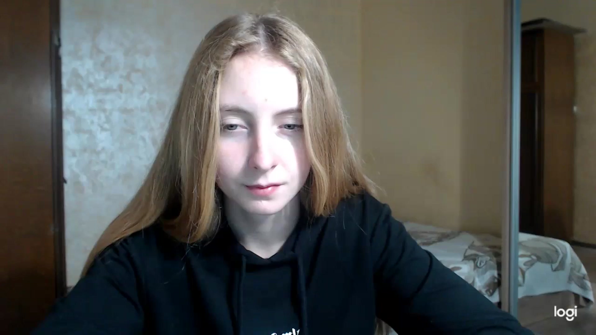 Gallery image thumbnail from LilCutie's myfreecams stream on, 11/22/2023, 13:34 image 15 of 20