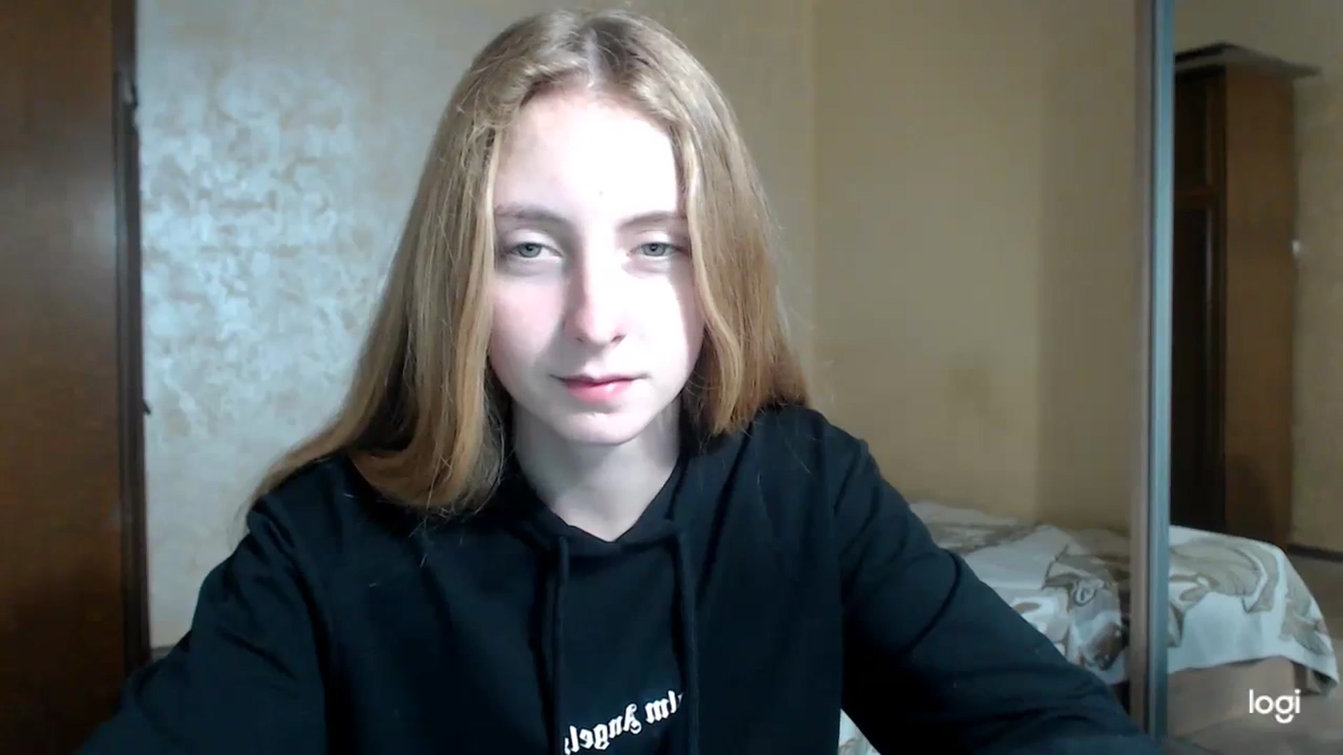Gallery image thumbnail from LilCutie's myfreecams stream on, 11/22/2023, 13:34 image 3 of 20