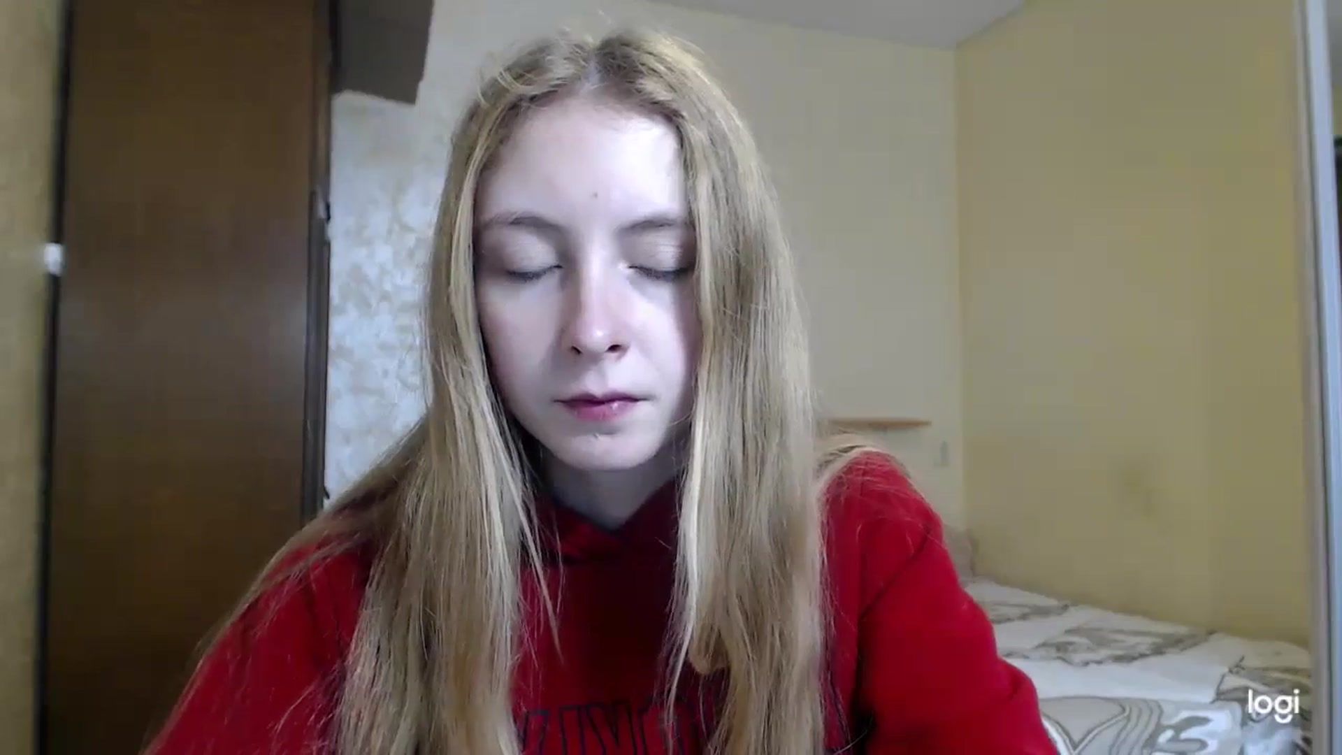 Gallery image thumbnail from LilCutie's myfreecams stream on, 11/23/2023, 09:30 image 18 of 20