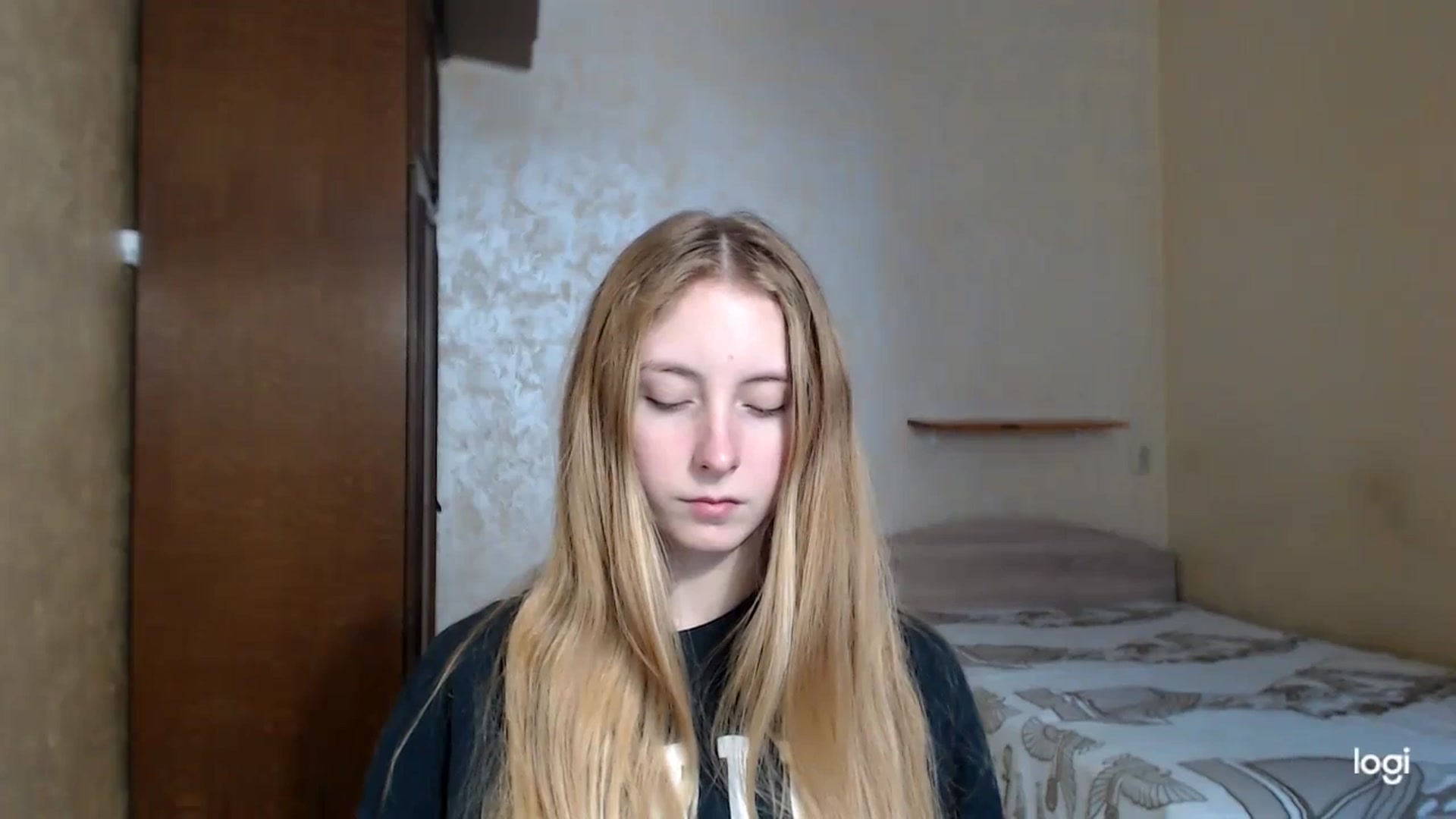 Gallery image thumbnail from LilCutie's myfreecams stream on, 11/30/2023, 11:54 image 14 of 20