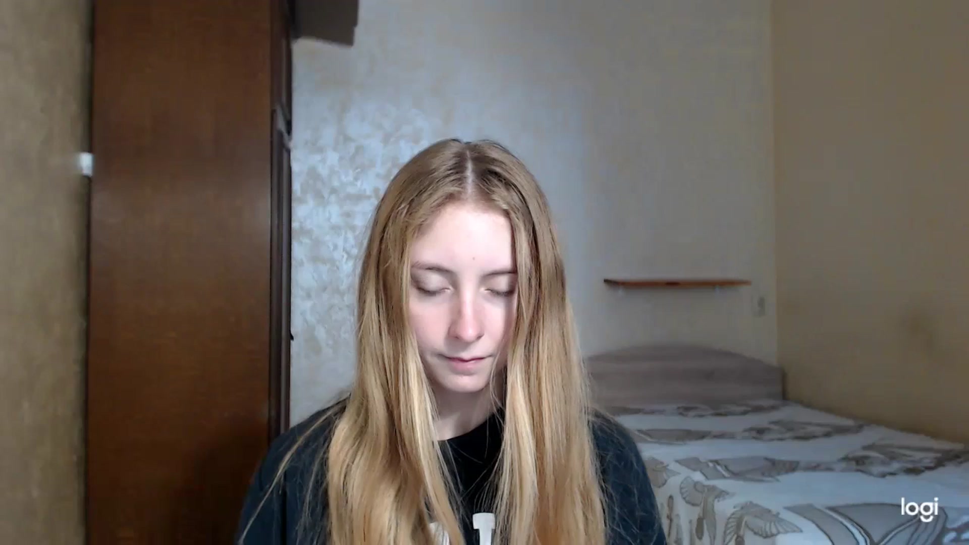 Gallery image thumbnail from LilCutie's myfreecams stream on, 11/30/2023, 11:54 image 13 of 20