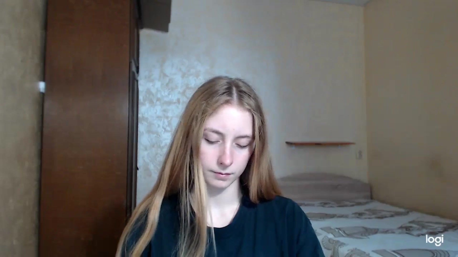 Gallery image thumbnail from LilCutie's myfreecams stream on, 11/30/2023, 12:52 image 14 of 20